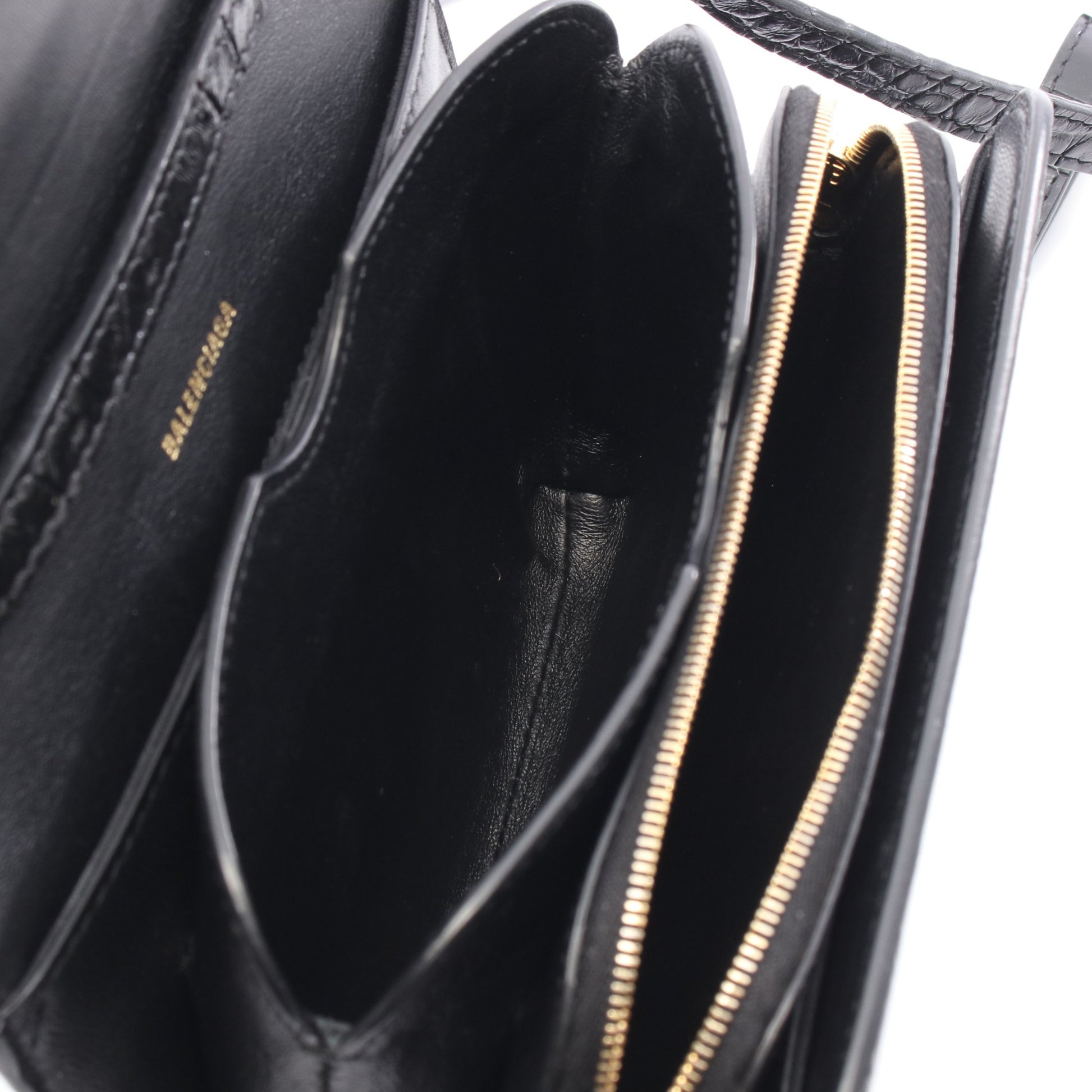 B. ビードット ショルダーバッグ エナメルレザー ブラック クロコ型押し バレンシアガ バッグ BALENCIAGA