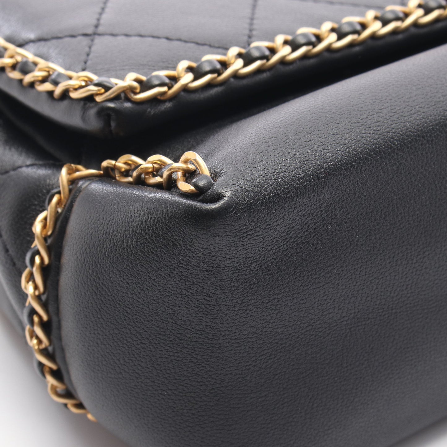 マトラッセ チェーンショルダーバッグ レザー ブラック ゴールド金具 シャネル バッグ CHANEL