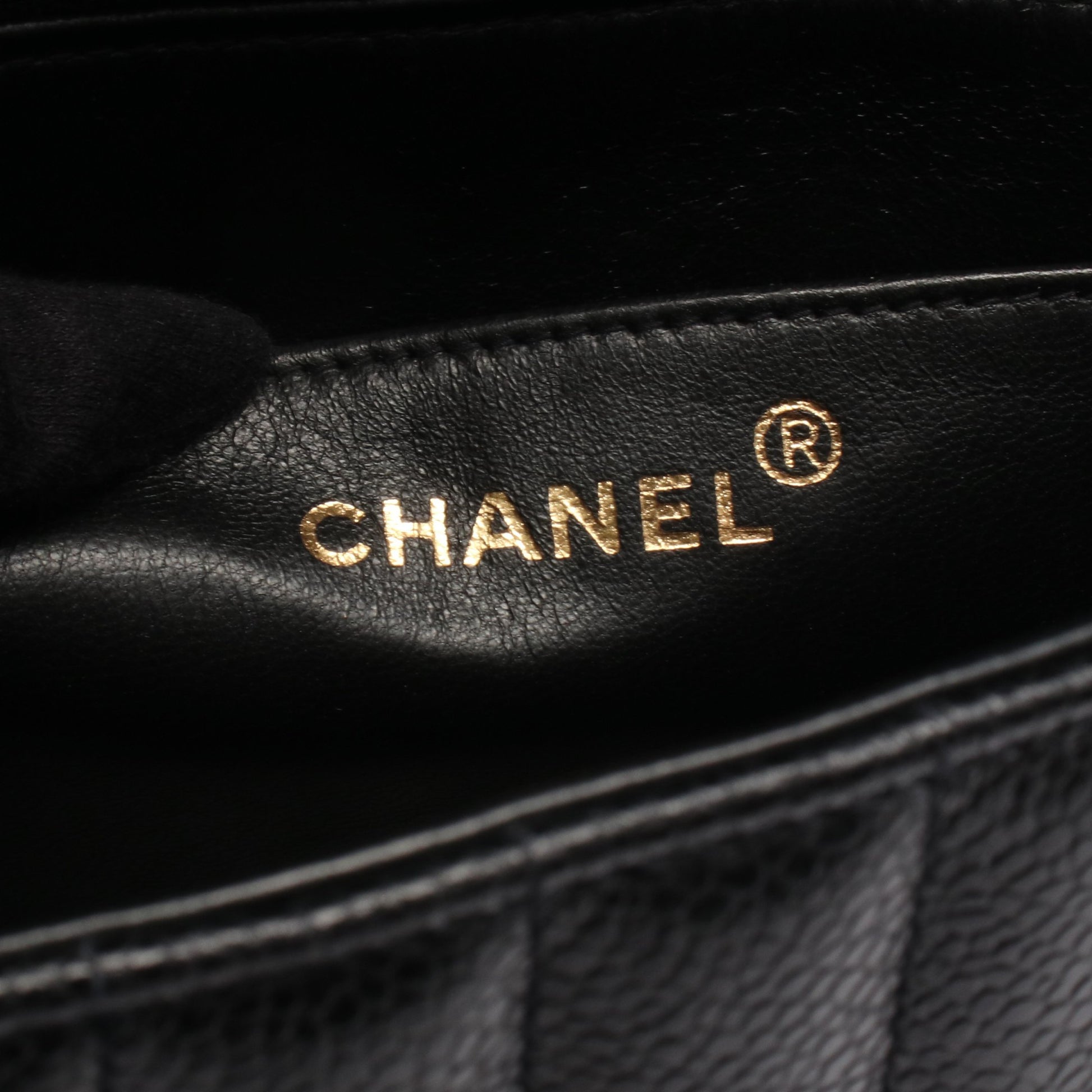 マドモアゼル チェーンショルダーバッグ キャビアスキン ブラック ゴールド金具 シャネル バッグ CHANEL