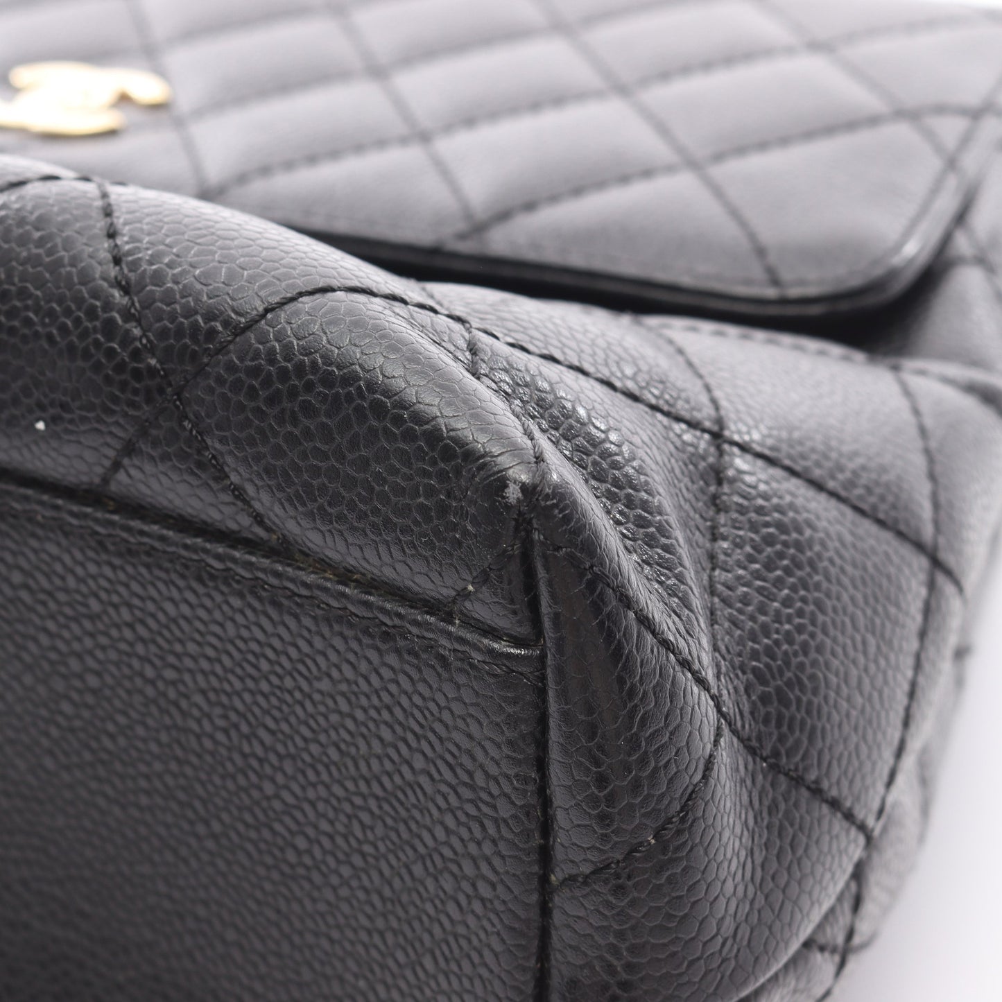 マトラッセ ハンドバッグ キャビアスキン ブラック ゴールド金具 シャネル バッグ CHANEL