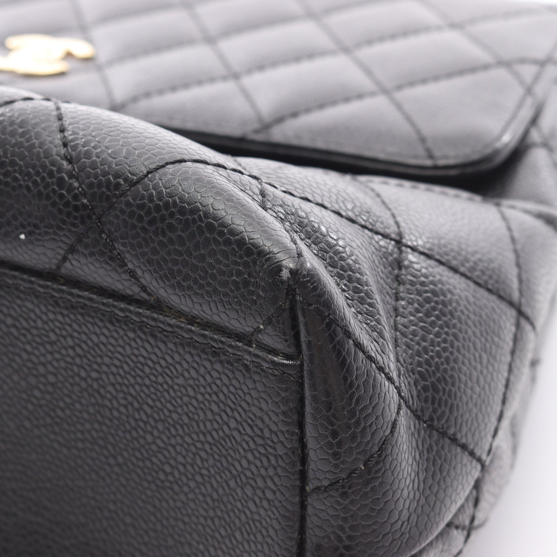 マトラッセ ハンドバッグ キャビアスキン ブラック ゴールド金具 シャネル バッグ CHANEL
