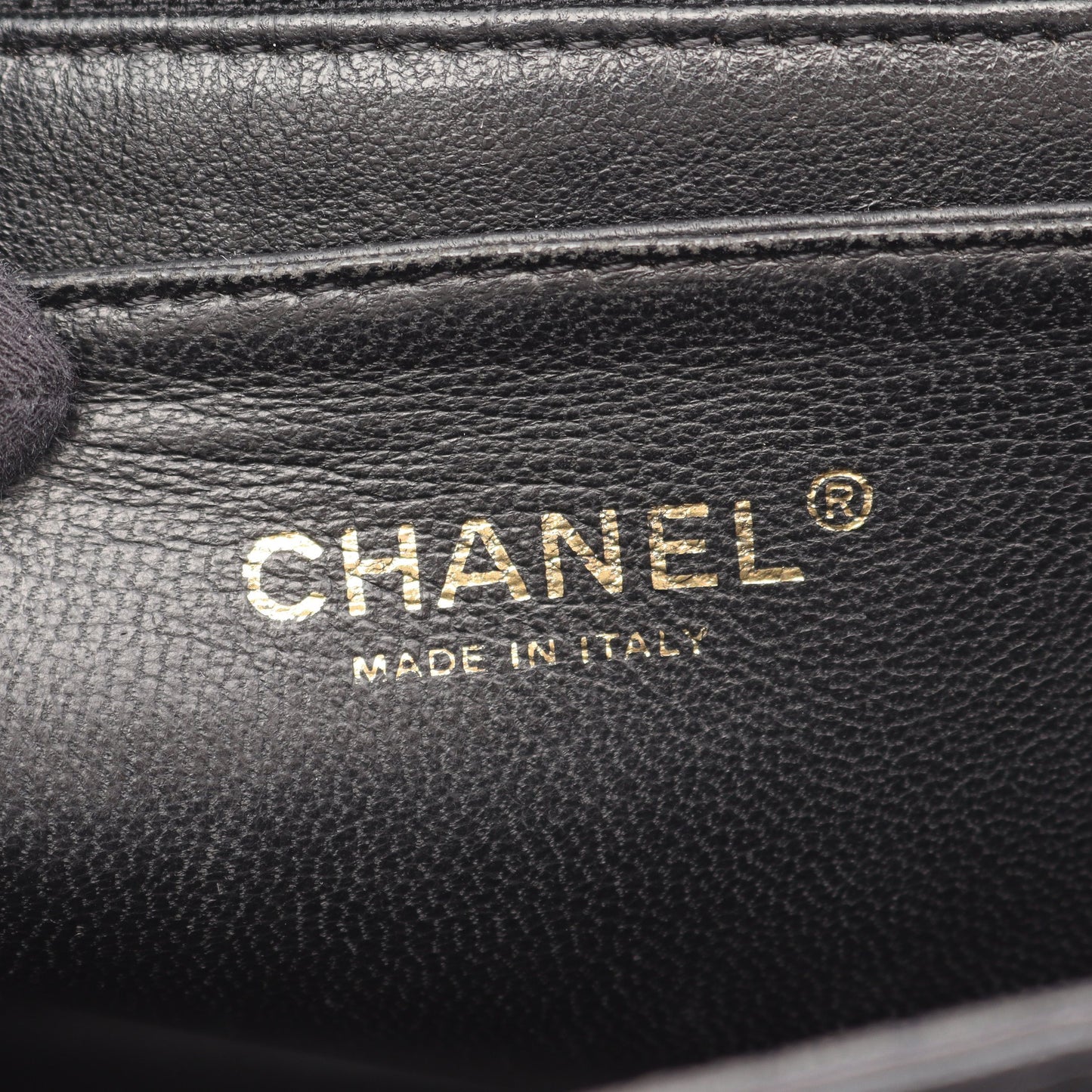マトラッセ ハンドバッグ キャビアスキン ブラック ゴールド金具 シャネル バッグ CHANEL