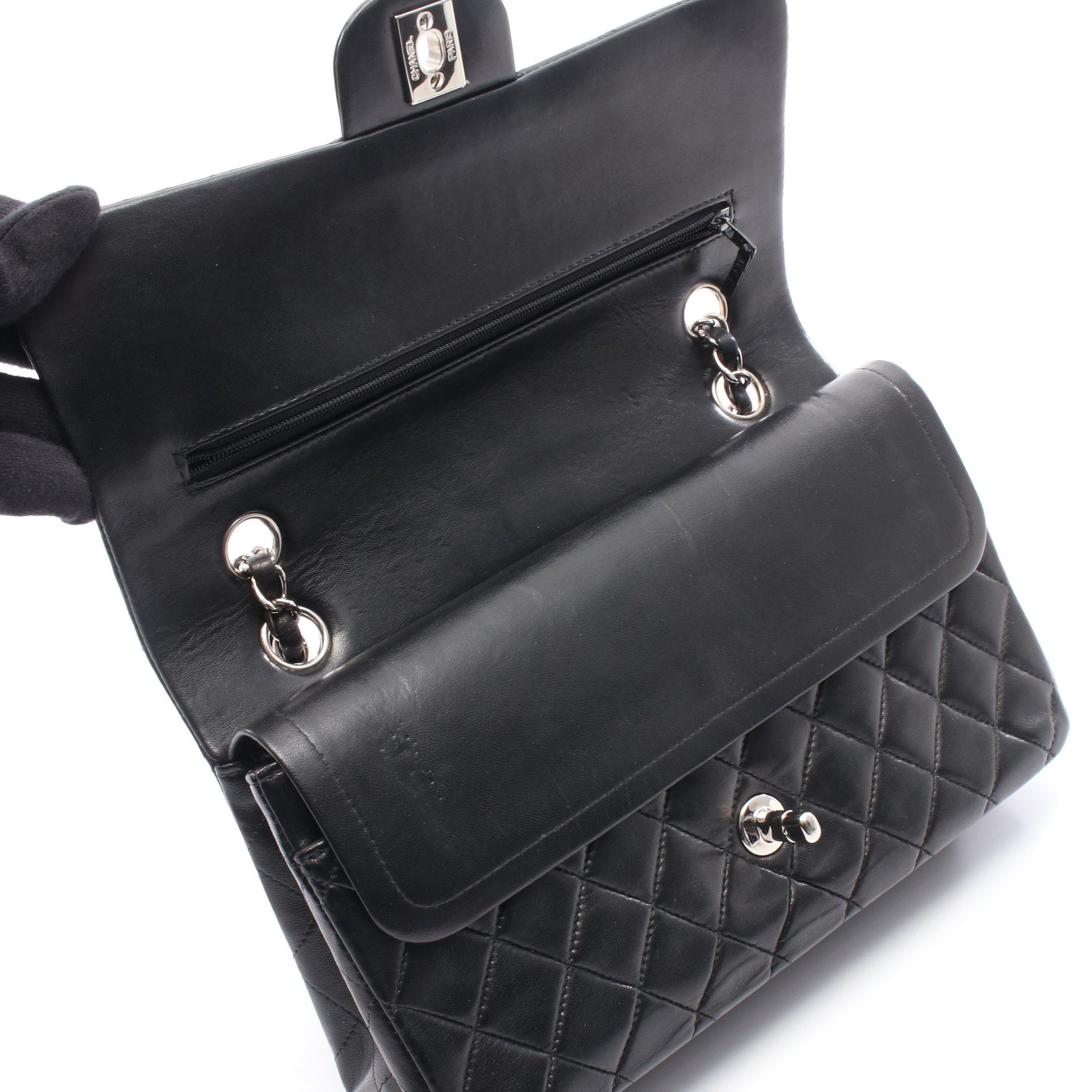 マトラッセ Wフラップ Wチェーンショルダーバッグ ラムスキン ブラック シルバー金具 シャネル バッグ CHANEL