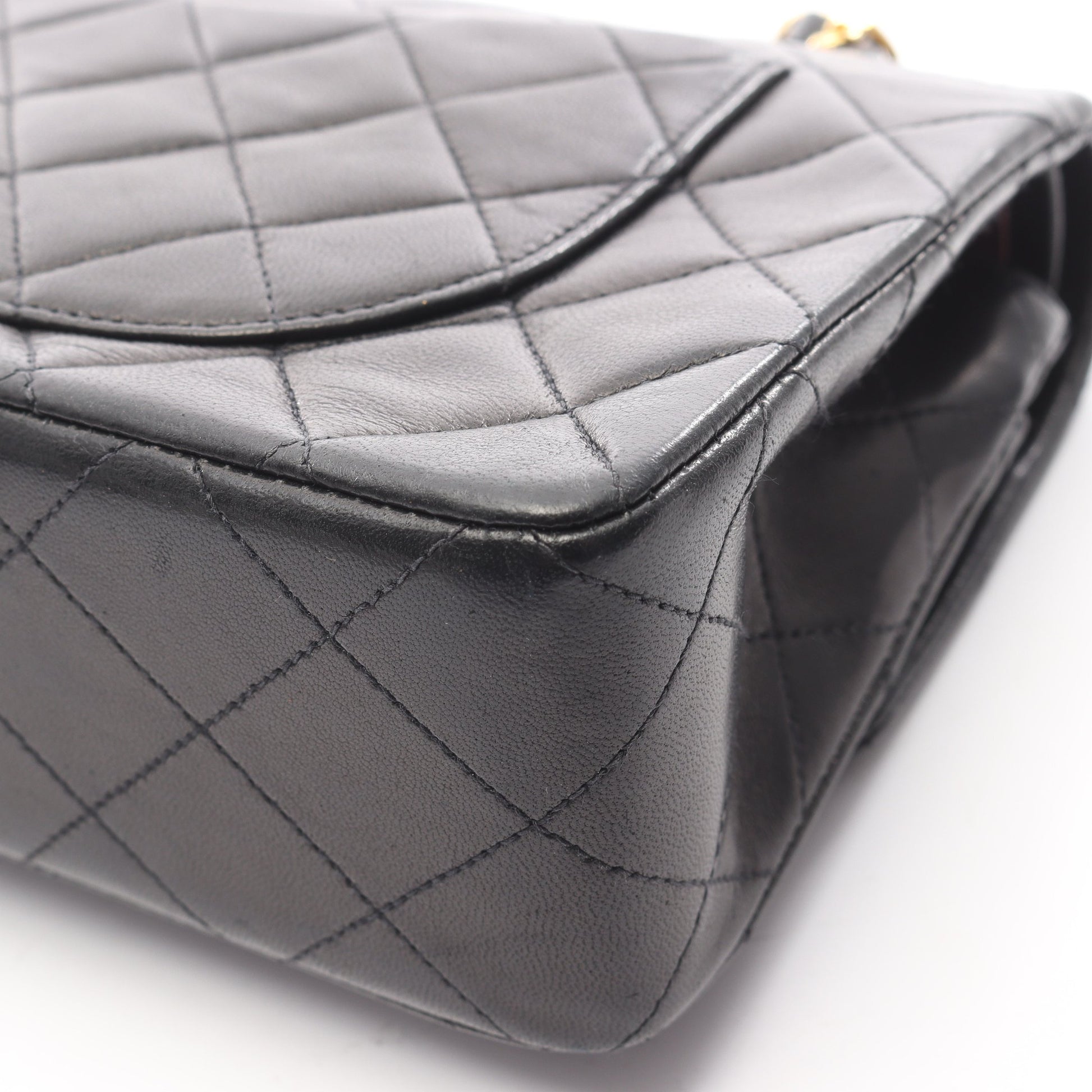 マトラッセ Wフラップ Wチェーンショルダーバッグ ラムスキン ブラック ゴールド金具 シャネル バッグ CHANEL