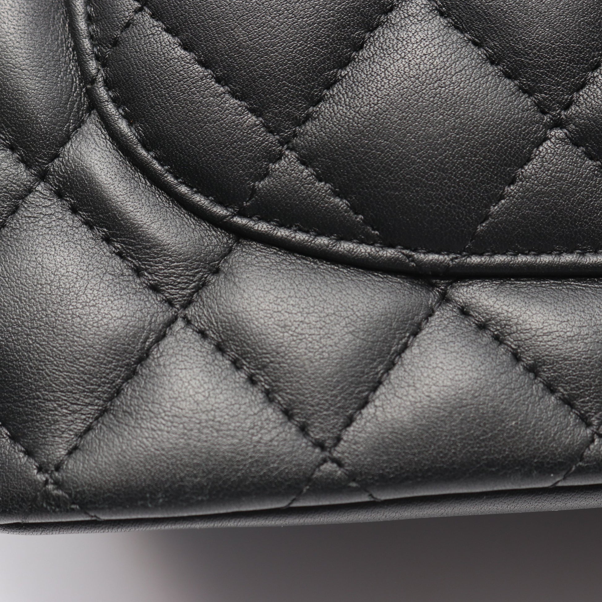 カンボンライン ラージ ショルダーバッグ トートバッグ レザー エナメルレザー ブラック シルバー金具 シャネル バッグ CHANEL
