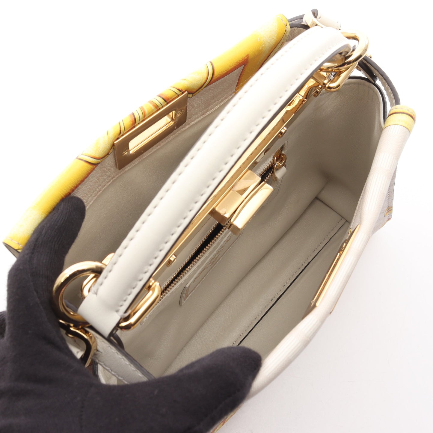 FENDI × VERSACE FENDACE フェンダーチェ ミニピーカブー ハンドバッグ レザー ホワイト イエロー 2WAY フェンディ バッグ FENDI