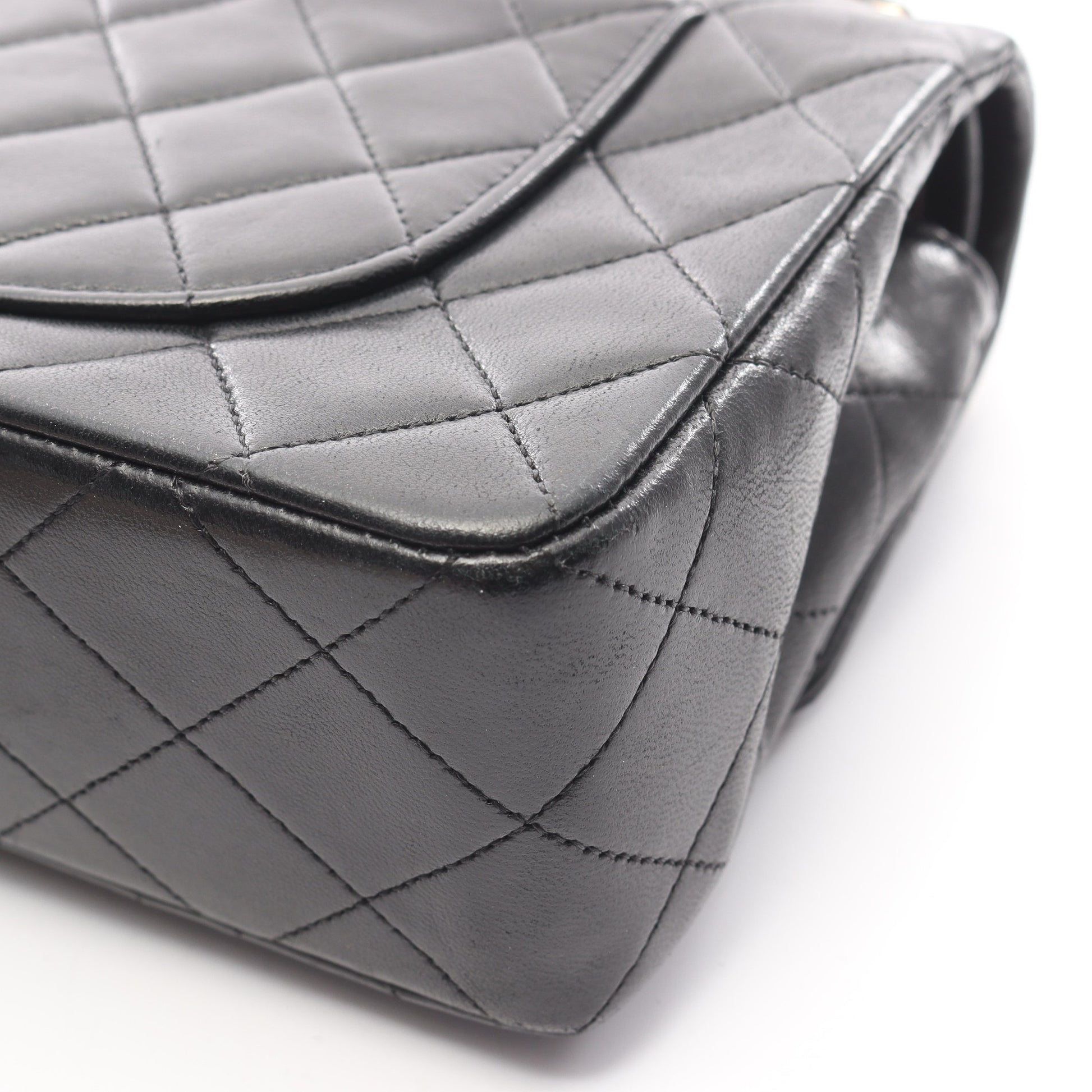 マトラッセ Wフラップ Wチェーンショルダーバッグ ラムスキン ブラック ゴールド金具 シャネル バッグ CHANEL