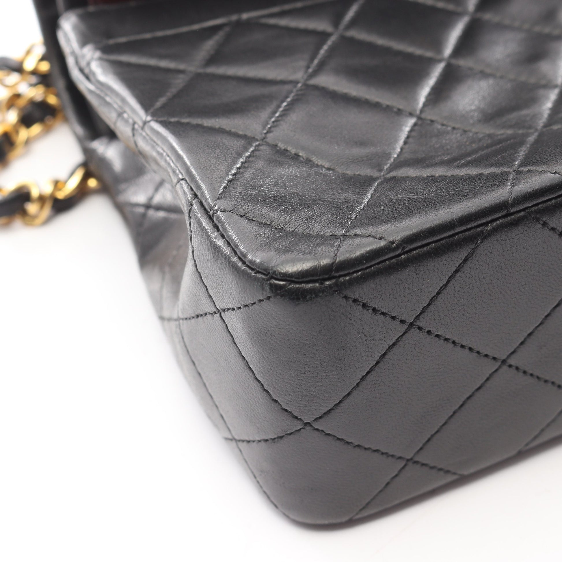 マトラッセ Wフラップ Wチェーンショルダーバッグ ラムスキン ブラック ゴールド金具 シャネル バッグ CHANEL