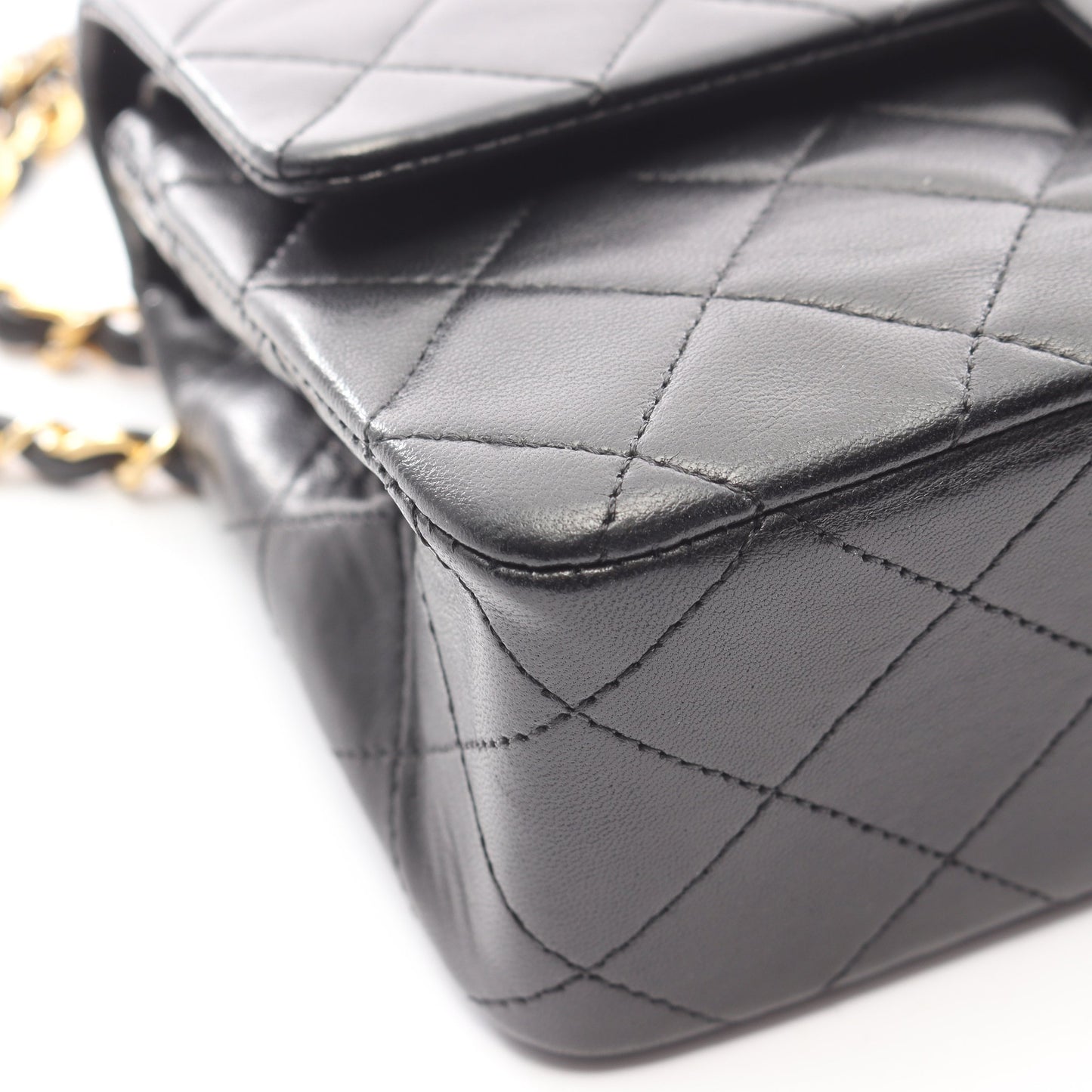 マトラッセ Wフラップ Wチェーンショルダーバッグ ラムスキン ブラック ゴールド金具 シャネル バッグ CHANEL