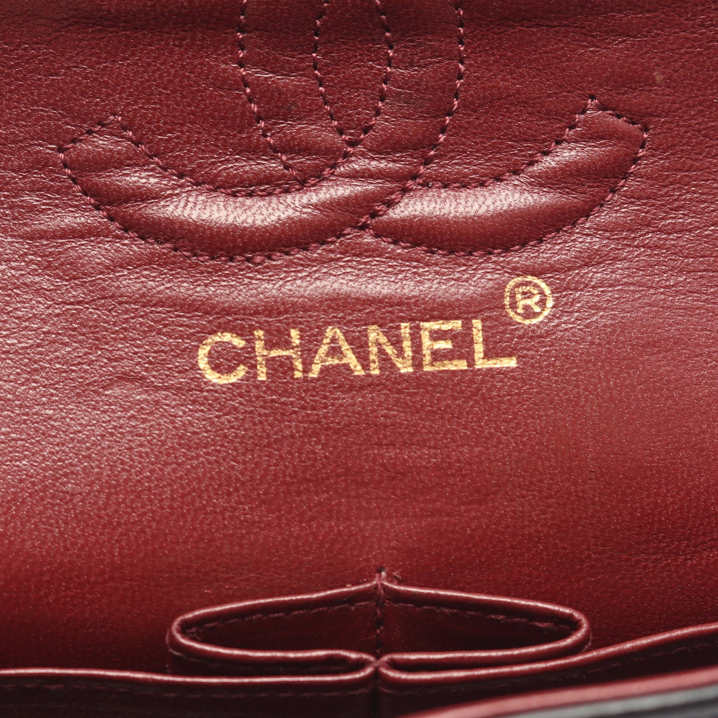 マトラッセ Wフラップ Wチェーンショルダーバッグ ラムスキン ブラック ゴールド金具 シャネル バッグ CHANEL
