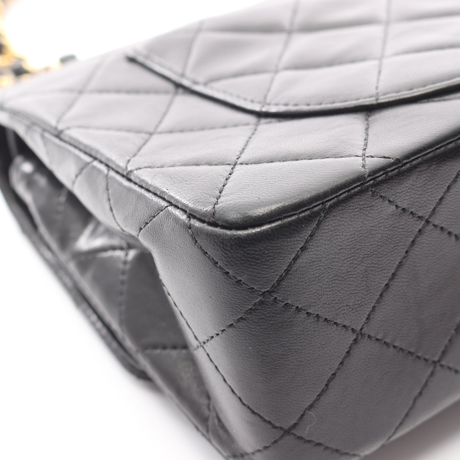 マトラッセ Wフラップ Wチェーンショルダーバッグ ラムスキン ブラック ゴールド金具 シャネル バッグ CHANEL