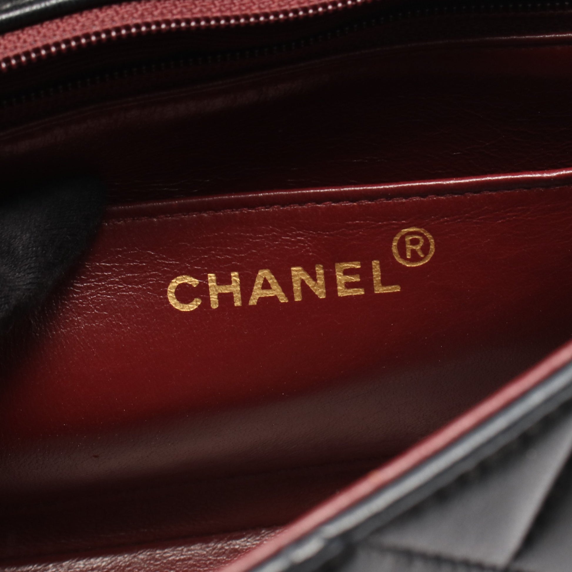 マトラッセ ダイアナフラップ チェーンショルダーバッグ ラムスキン ブラック ゴールド金具 シャネル バッグ CHANEL