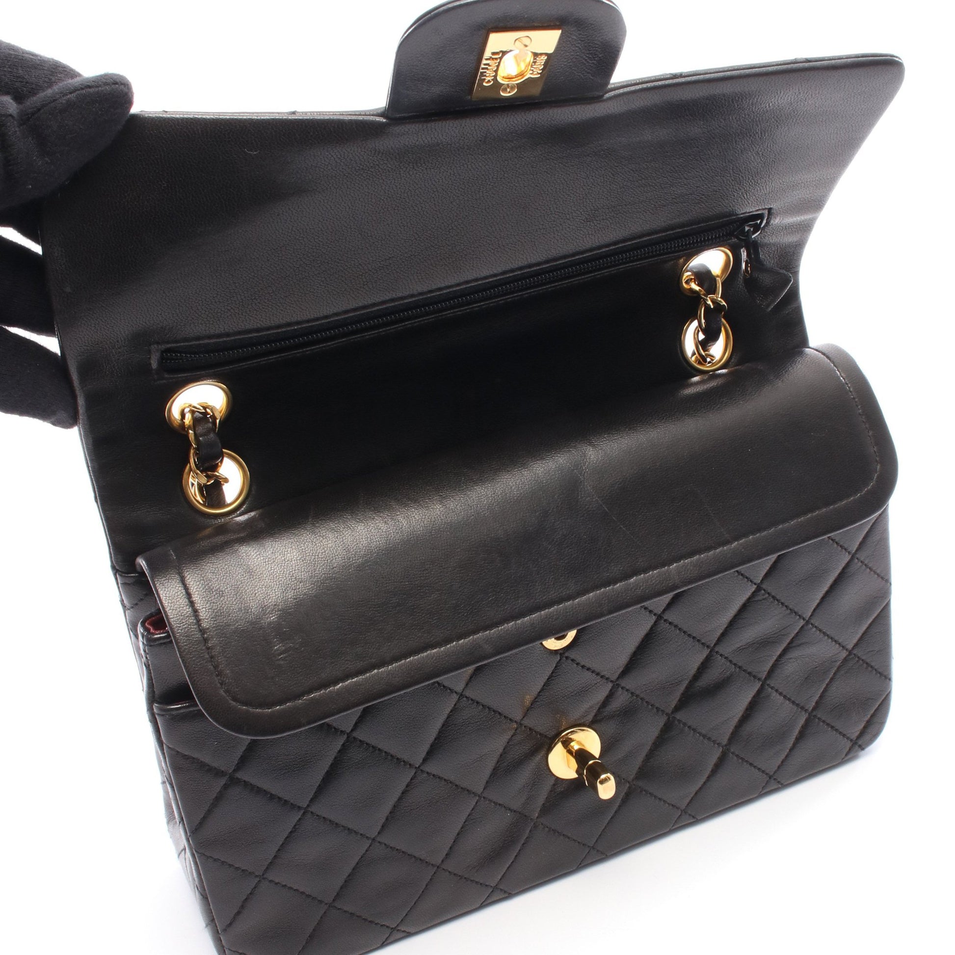 マトラッセ Wフラップ Wチェーンショルダーバッグ ラムスキン ブラック ゴールド金具 シャネル バッグ CHANEL