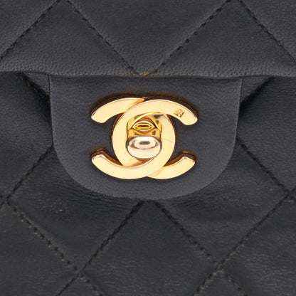 ミニマトラッセ20 チェーンショルダーバッグ ラムスキン ブラック ゴールド金具 シャネル