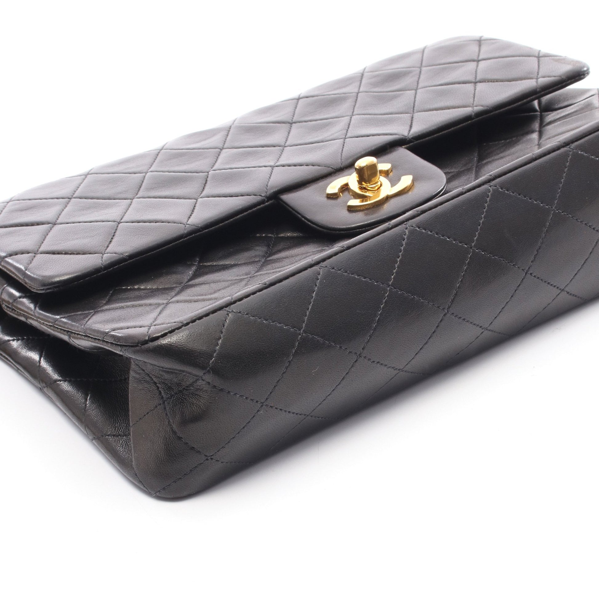 マトラッセ Wフラップ Wチェーンショルダーバッグ ラムスキン ブラック ゴールド金具 シャネル バッグ CHANEL