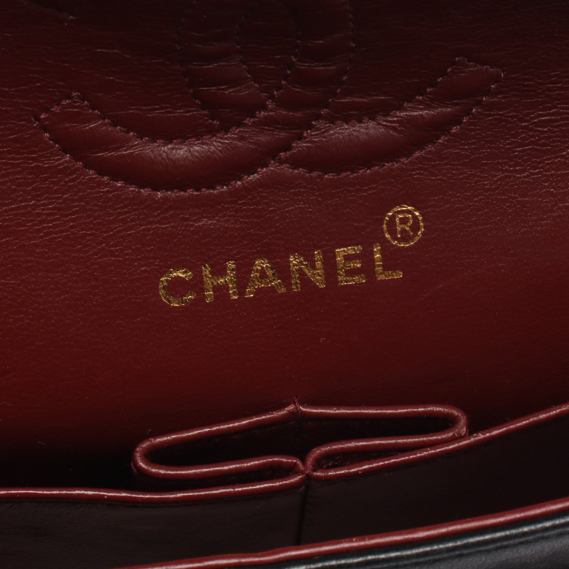 マトラッセ Wフラップ Wチェーンショルダーバッグ ラムスキン ブラック ゴールド金具 シャネル バッグ CHANEL