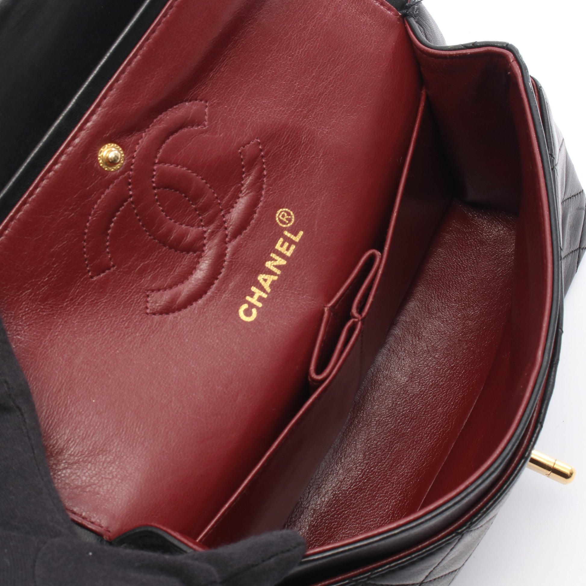 マトラッセ Wフラップ Wチェーンショルダーバッグ ラムスキン ブラック ゴールド金具 シャネル バッグ CHANEL