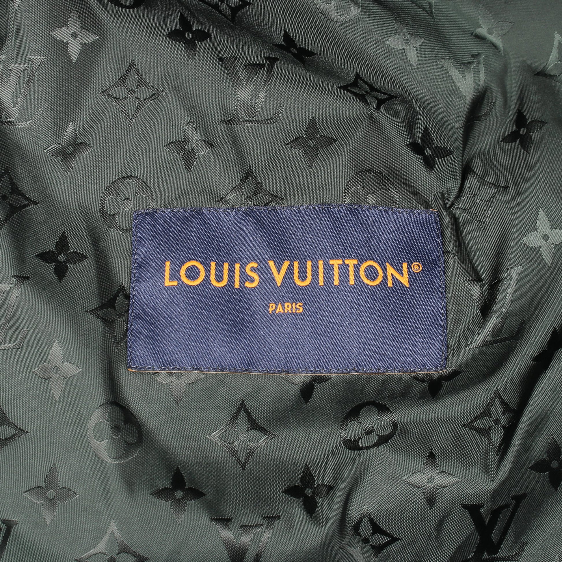 レザーパッチ フリースブルゾン ジャケット ダークグリーン ルイヴィトン アウター LOUIS VUITTON
