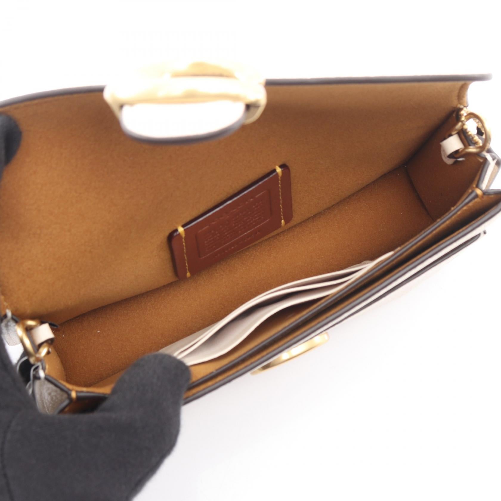タビー チェーン クロスボディ バッグ19 ショルダーバッグ レザー アイボリー コーチ バッグ COACH