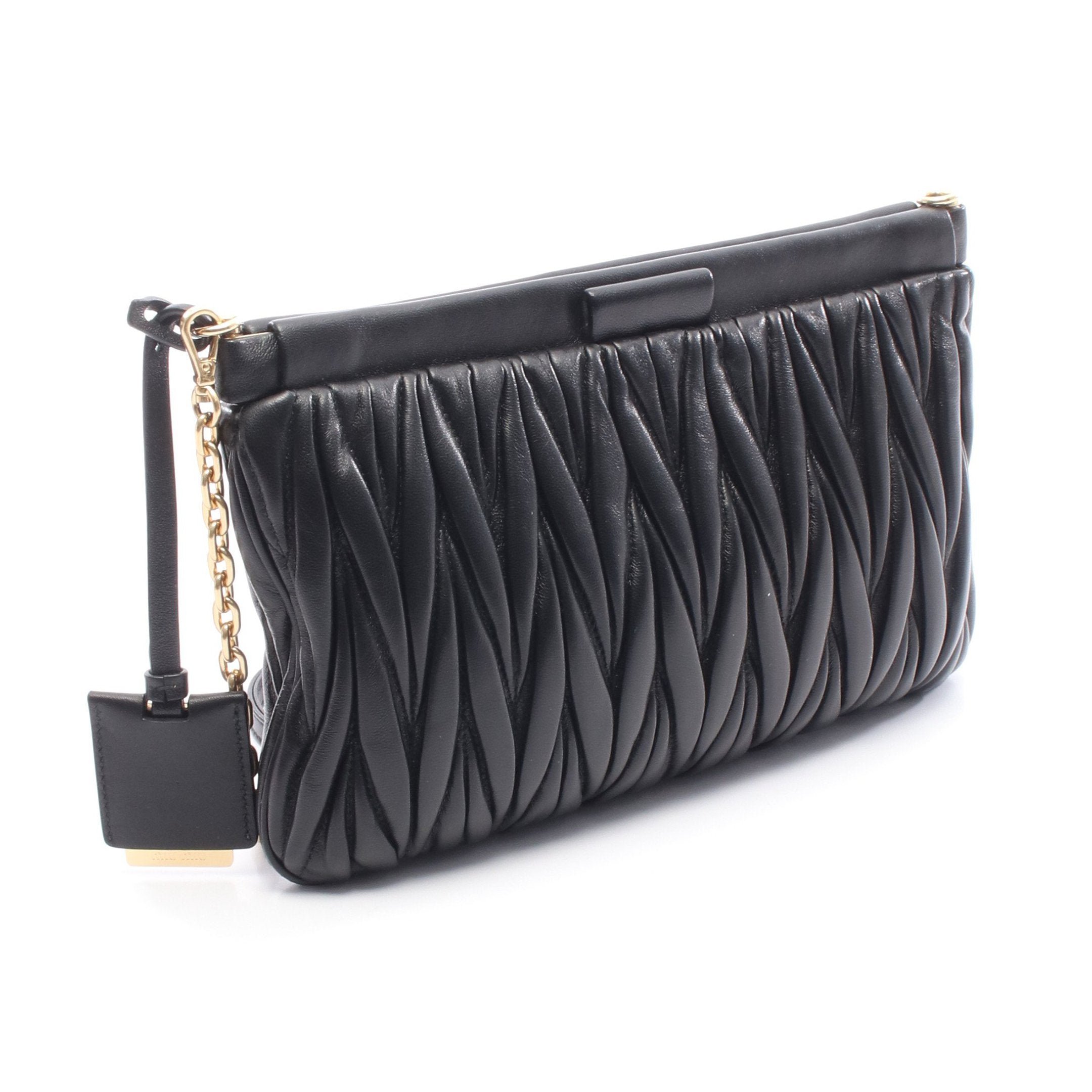 miu miu ブラック マテラッセ ショルダーバッグ MIU ブラック Miu