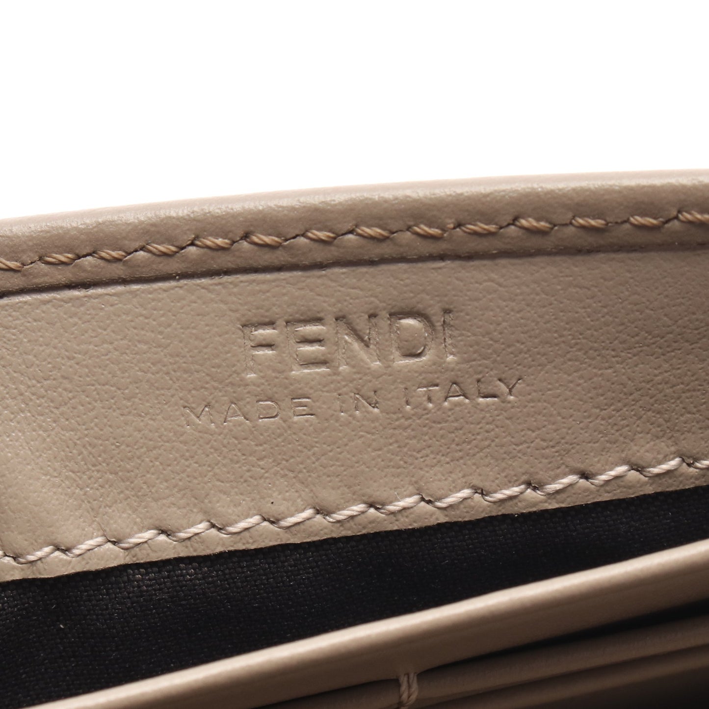 FFダイヤモンド 二つ折り長財布 レザー グレーベージュ グレーブラウン フェンディ 財布・小物 FENDI