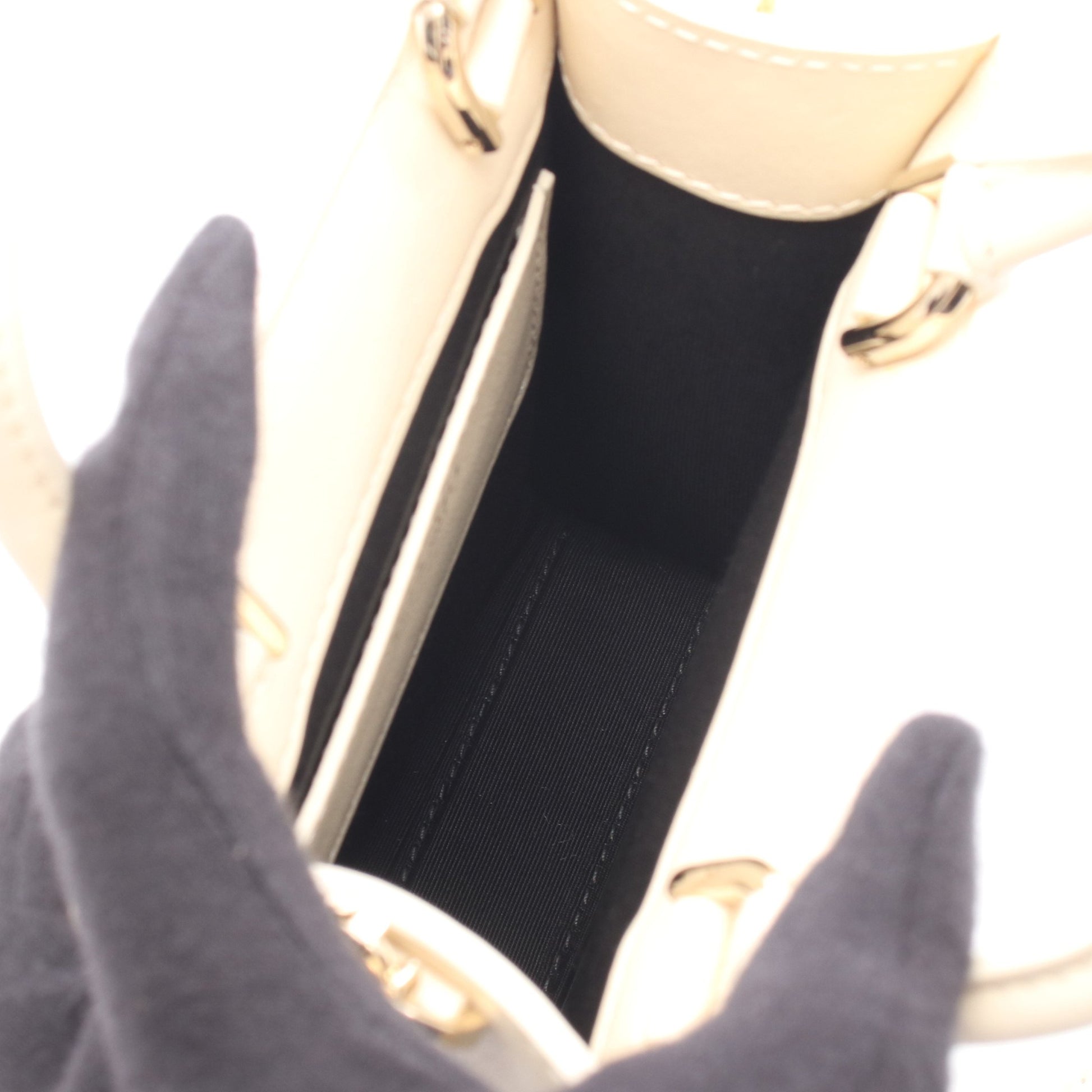 インフィニートゥム ミニ ハンドバッグ レザー アイボリー 2WAY ブルガリ バッグ BVLGARI