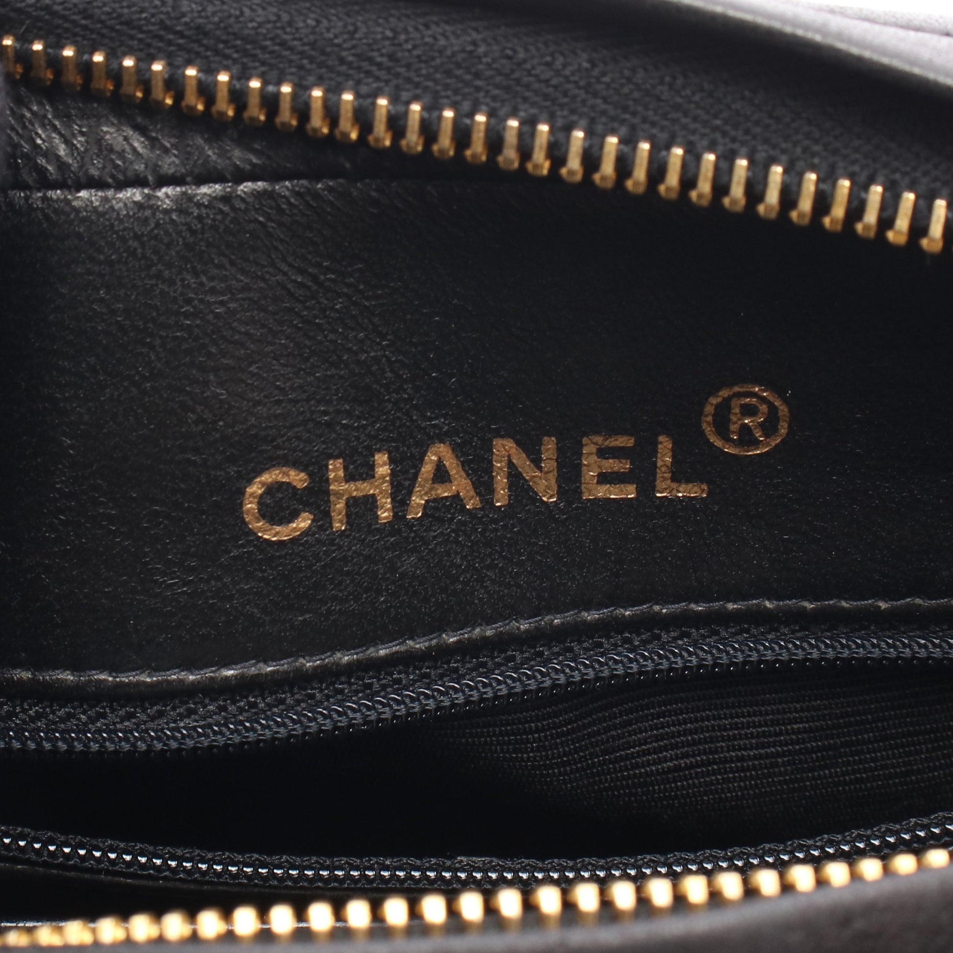 マトラッセ チェーンショルダーバッグ ラムスキン ブラック ゴールド金具 タッセル シャネル バッグ CHANEL