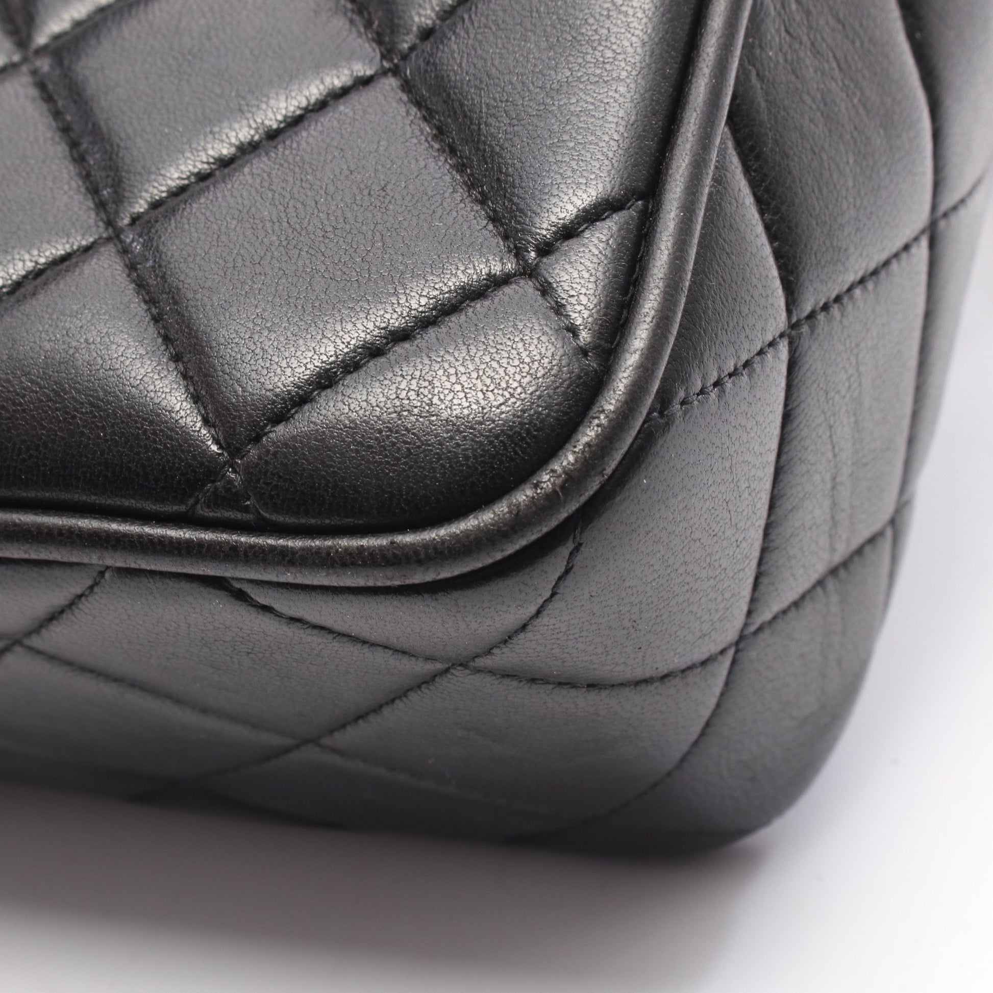 マトラッセ チェーンショルダーバッグ ラムスキン ブラック ゴールド金具 タッセル シャネル バッグ CHANEL