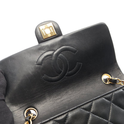 ミニマトラッセ20 チェーンショルダーバッグ ラムスキン ブラック ゴールド金具 ヴィンテージ シャネル バッグ CHANEL