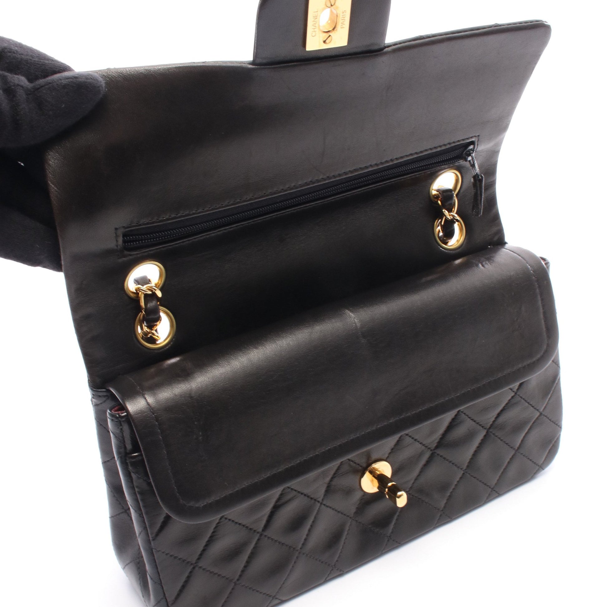 マトラッセ Wフラップ Wチェーンショルダーバッグ ラムスキン ブラック ゴールド金具 シャネル バッグ CHANEL