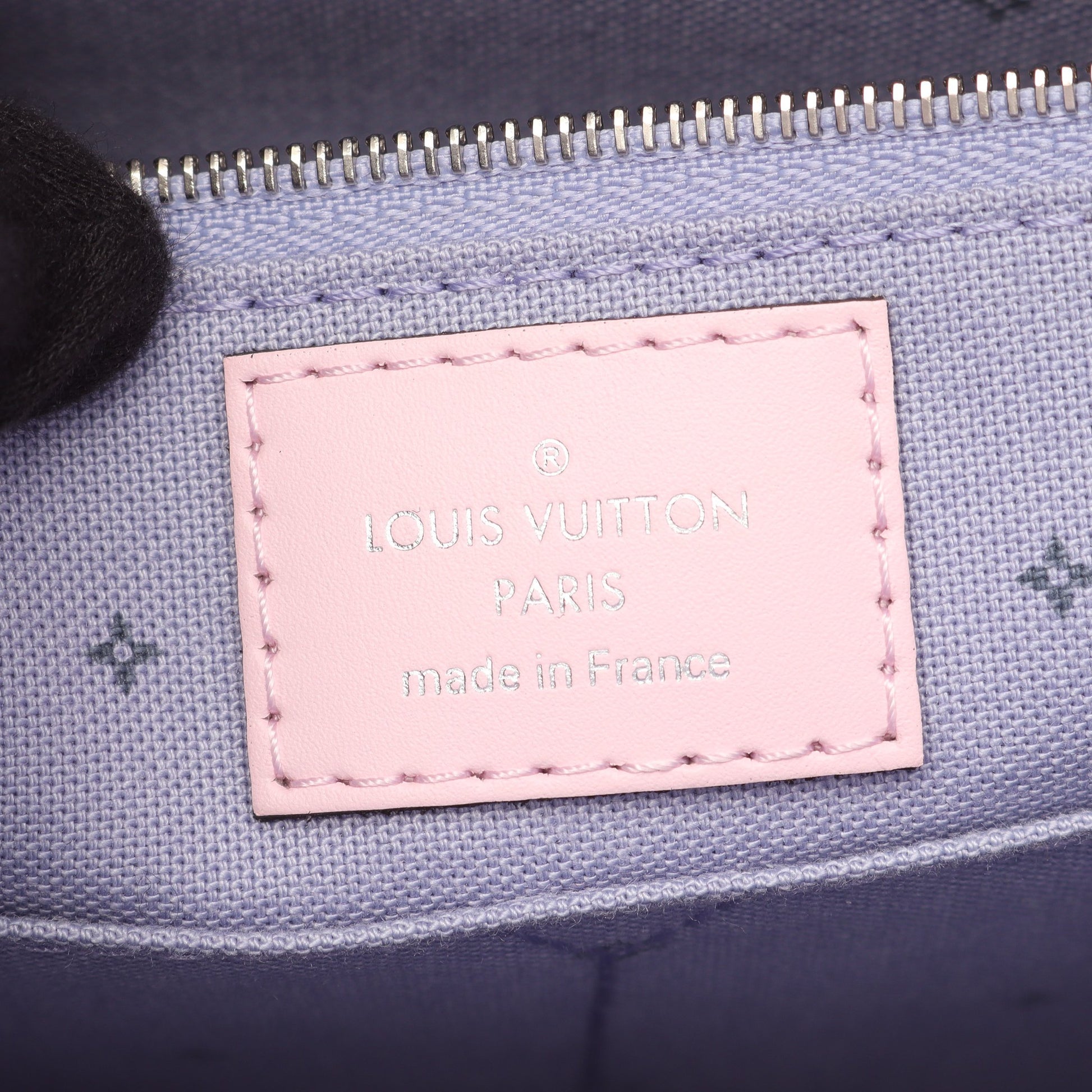 オンザゴー GM LVエスカル パステル ショルダーバッグ PVC レザー ピンク マルチカラー 沖縄限定 2WAY ルイヴィトン バッグ LOUIS VUITTON