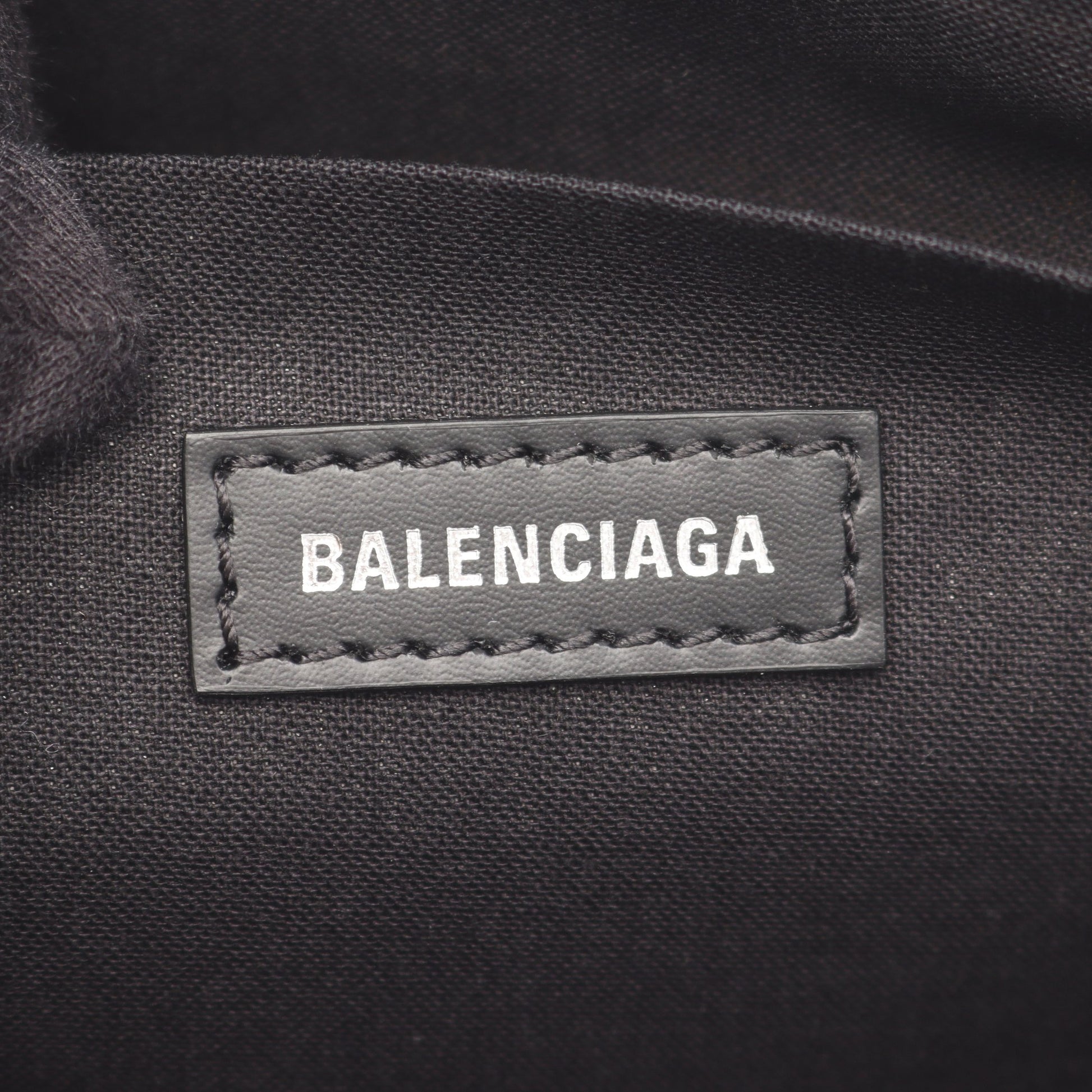 ネイビークリップ M クラッチバッグ キャンバス レザー オフホワイト ブラック バレンシアガ バッグ BALENCIAGA