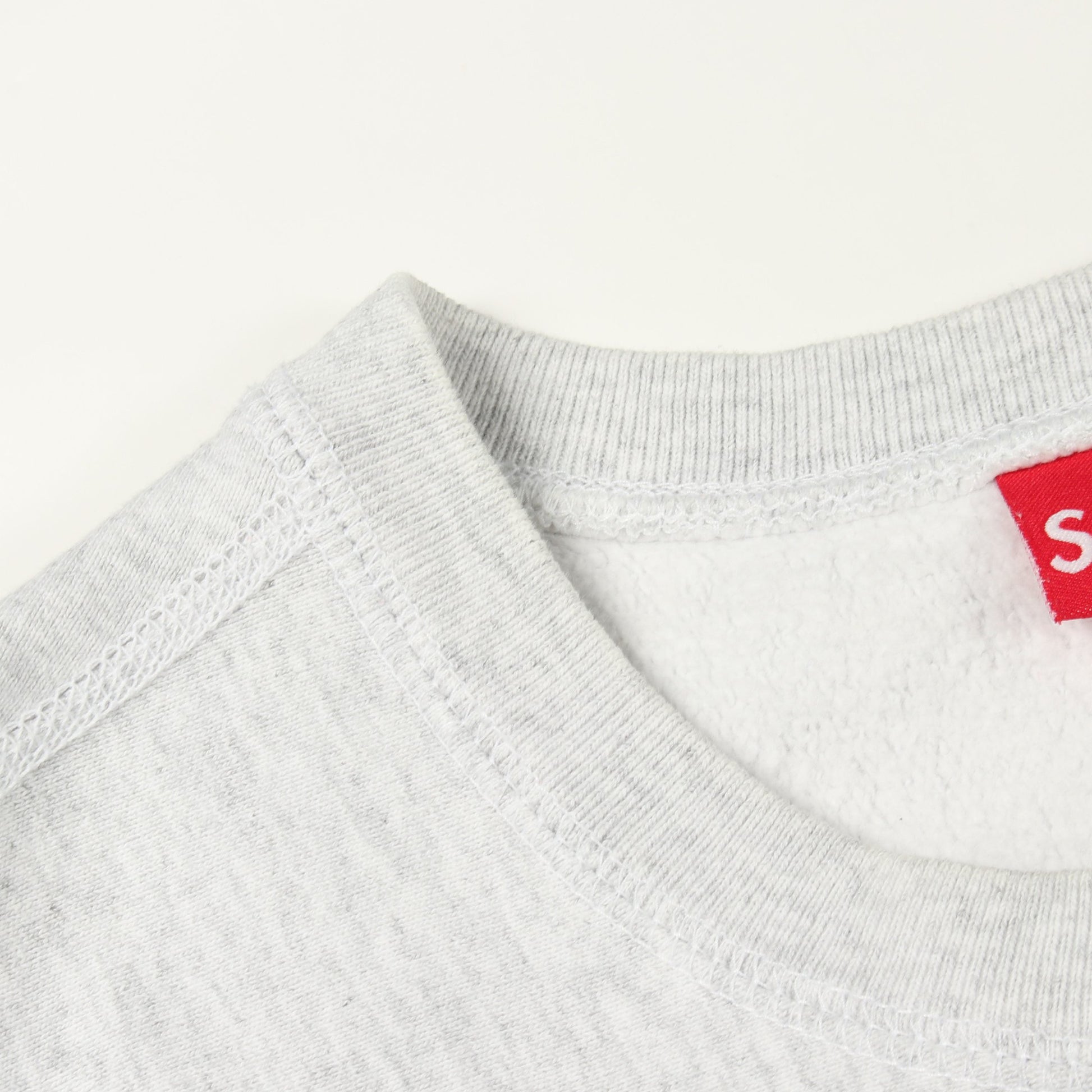 Box Logo Crewneck スウェットシャツ コットン ライトグレー シュプリーム トップス Supreme
