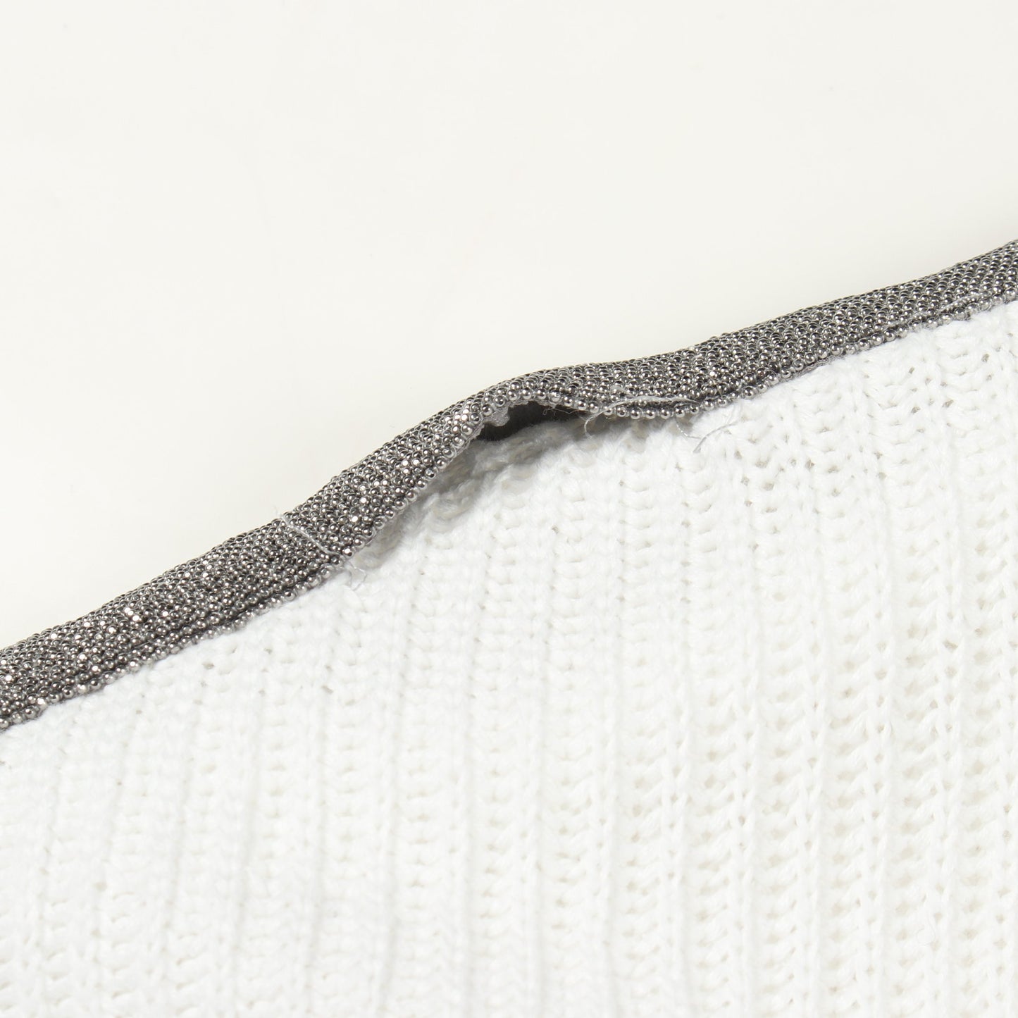 ビーズ ロング カーディガン コットン ホワイト シルバー ブルネロクチネリ トップス BRUNELLO CUCINELLI