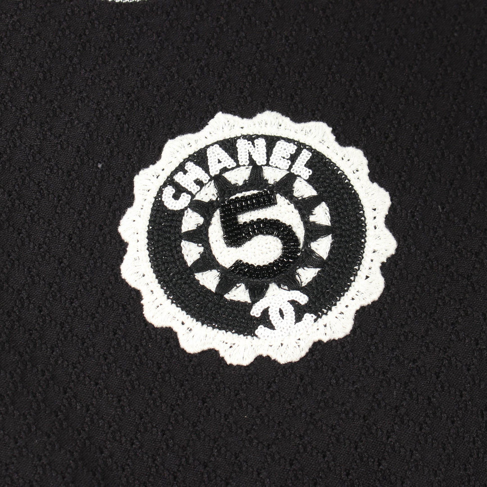 ロゴ スパンコール クルーネック ニット コットン ブラック シャネル トップス CHANEL