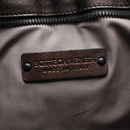 イントレチャート ショルダーバッグ レザー ダークブラウン ブラック ボッテガヴェネタ バッグ BOTTEGA VENETA
