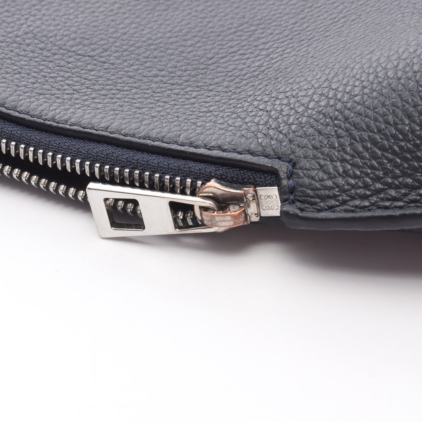 アナグラム クラッチバッグ レザー ダークネイビー ロエベ バッグ LOEWE