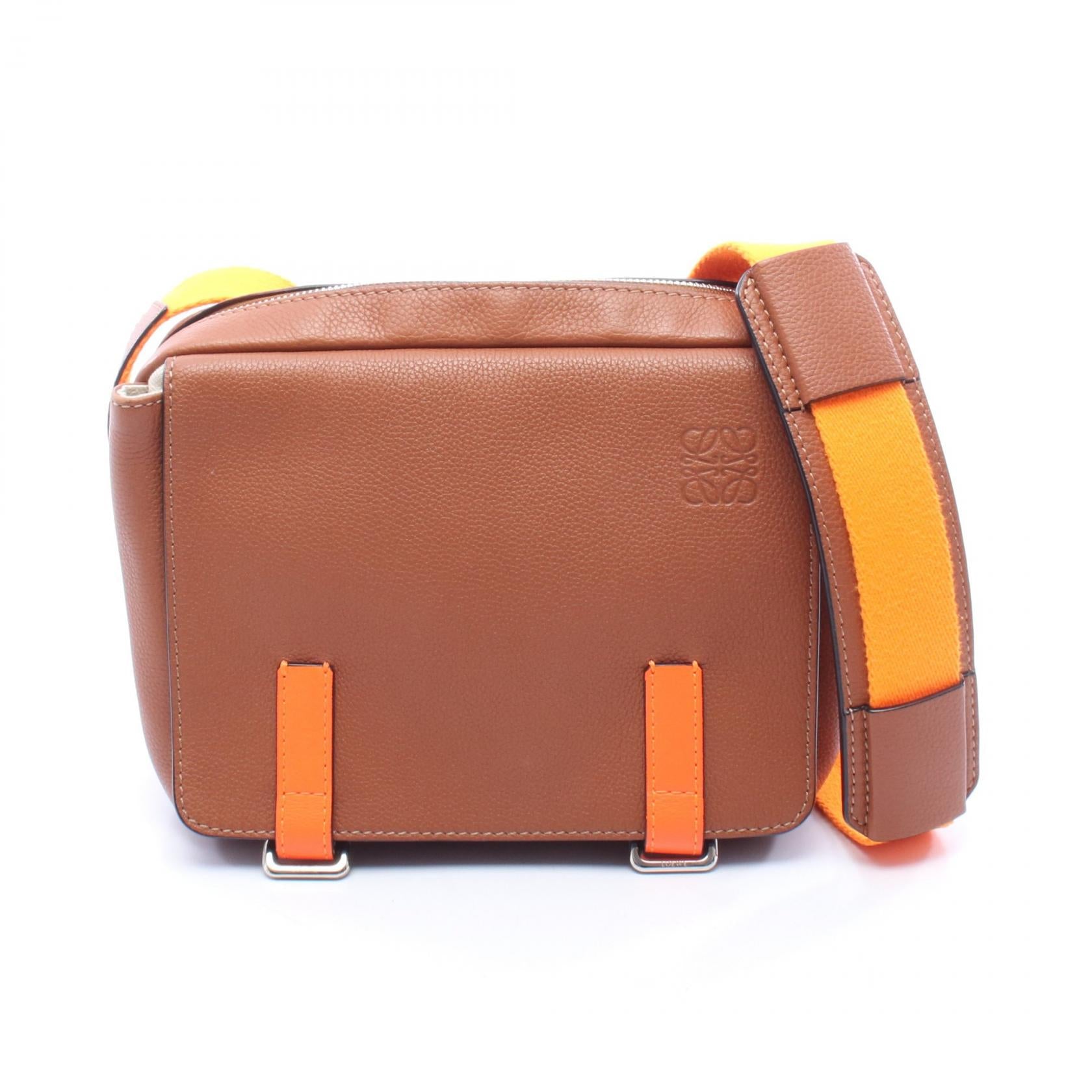 ミリタリー メッセンジャーバッグ XS ショルダーバッグ レザー ブラウン オレンジ ロエベ バッグ LOEWE