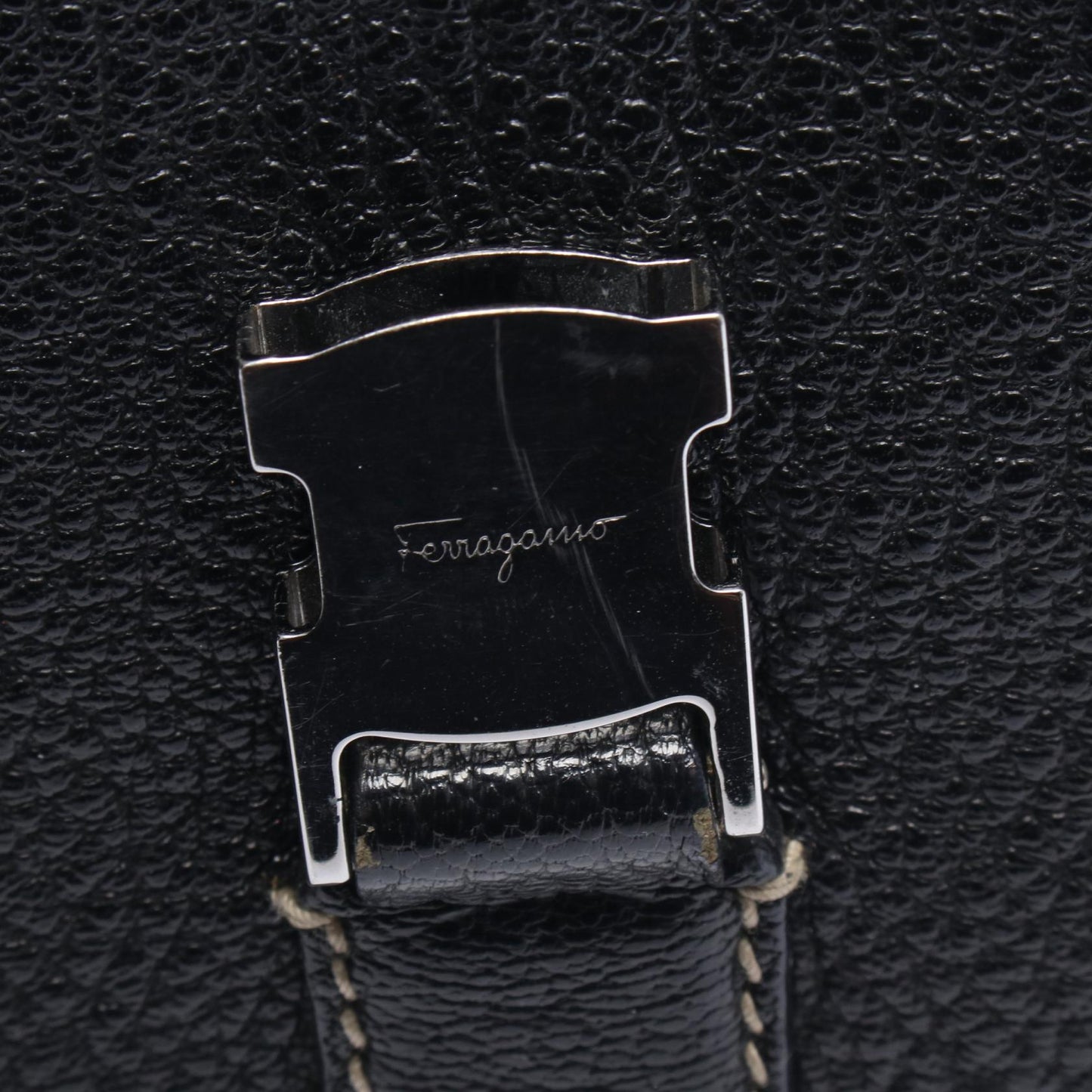 ワンショルダーバッグ レザー ブラック サルヴァトーレフェラガモ バッグ Salvatore Ferragamo