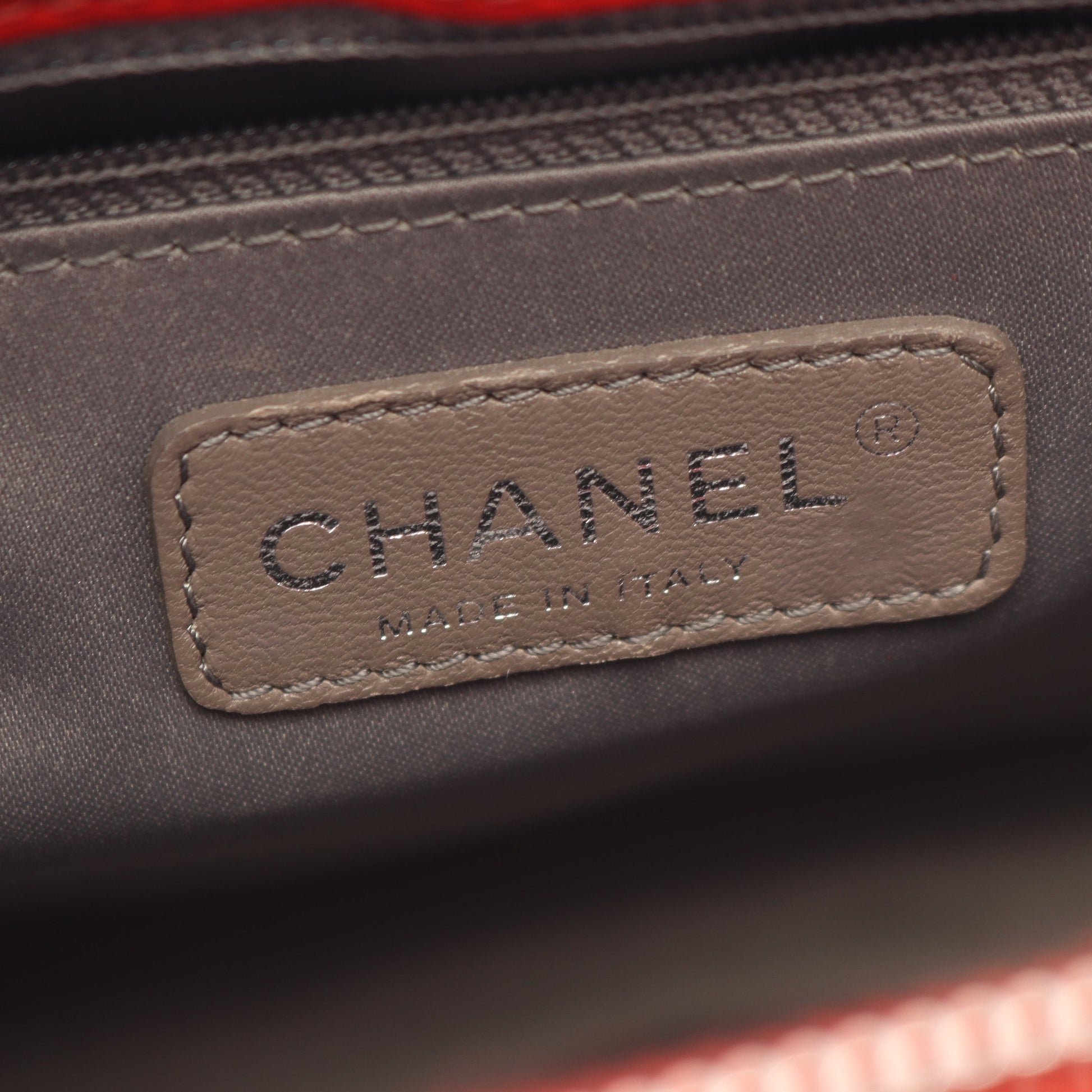 マトラッセ グランドショッピング GST チェーンショルダーバッグ チェーントートバッグ キャビアスキン レッド シルバー金具 シャネル バッグ CHANEL