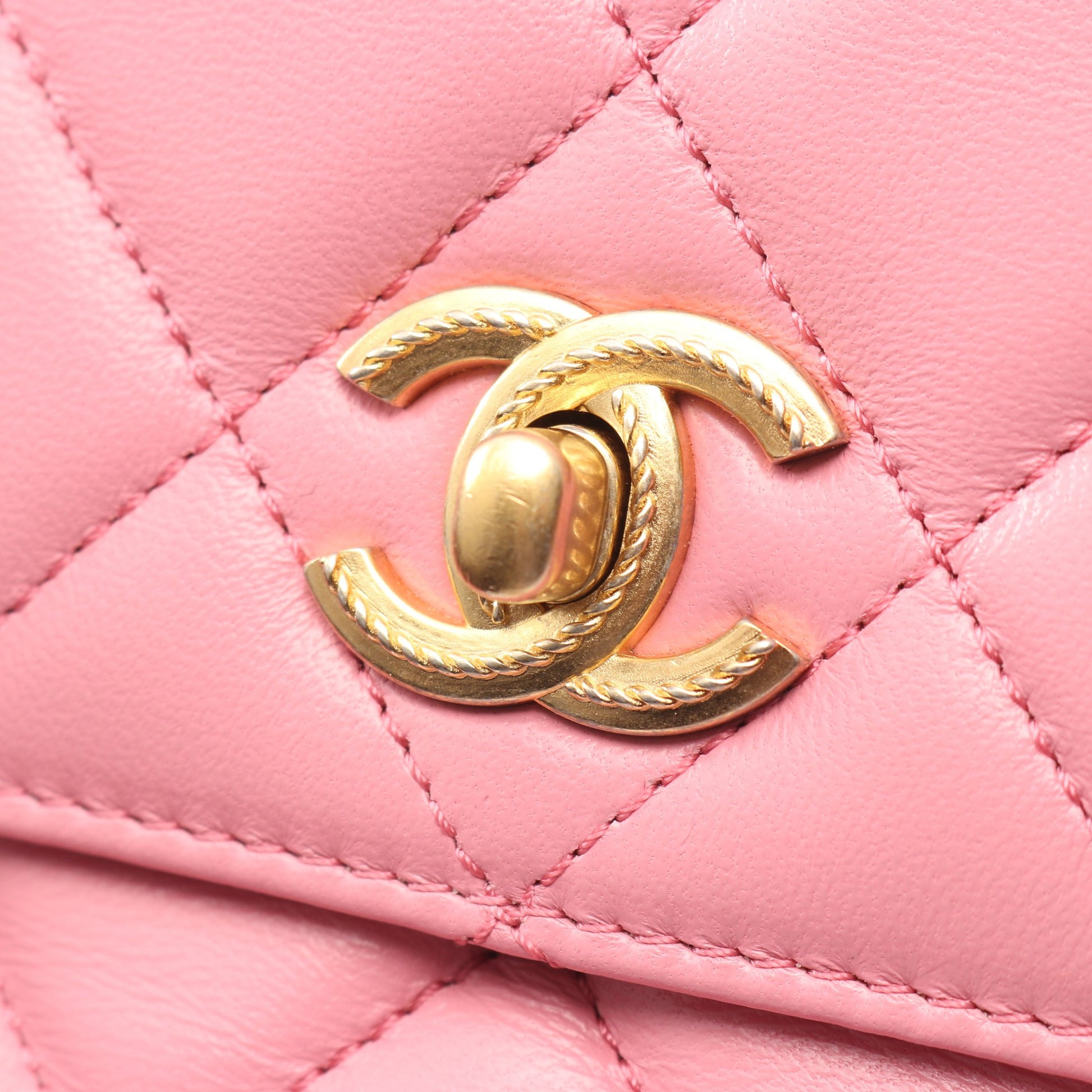 マトラッセトップハンドル フラップ チェーンショルダーバッグ ラムスキン ピンク ゴールド金具 2WAY シャネル バッグ CHANEL