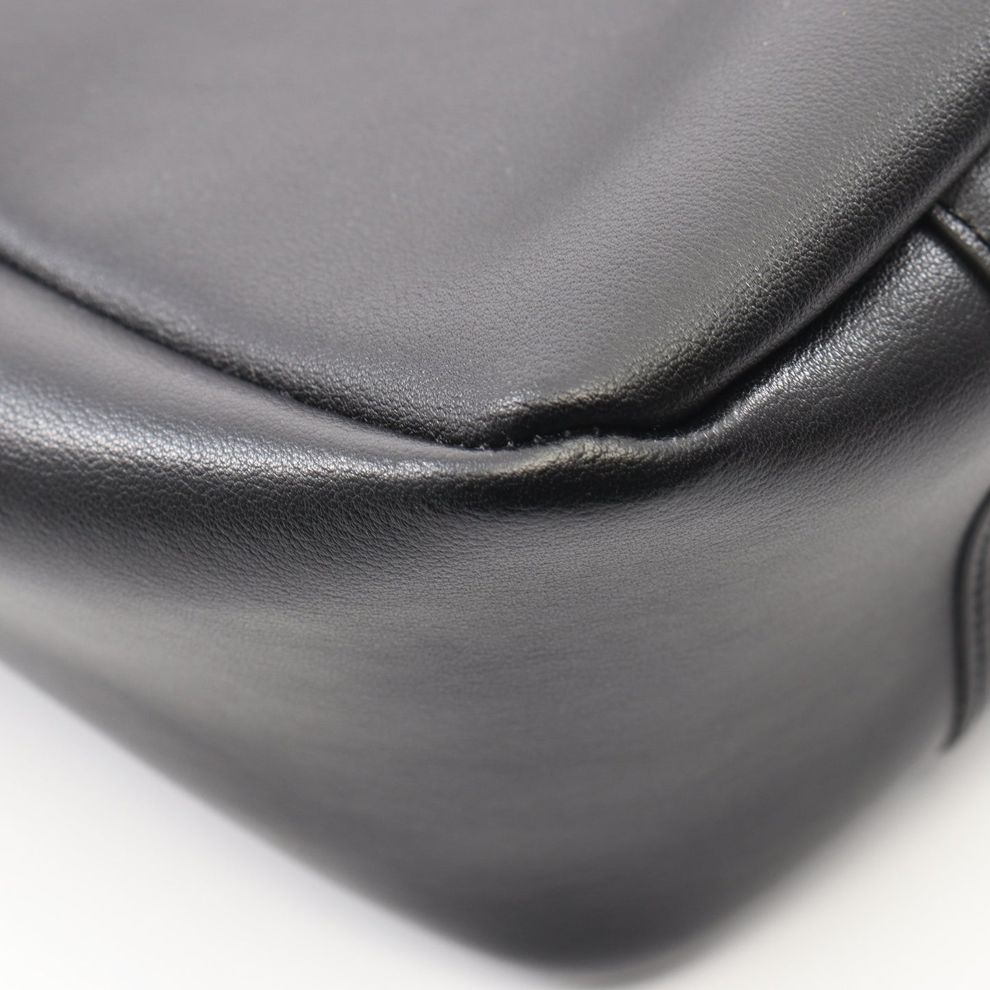 LE 5 A 7 ソフト ラージ ショルダーバッグ レザー ブラック サンローランパリ バッグ SAINT LAURENT PARIS
