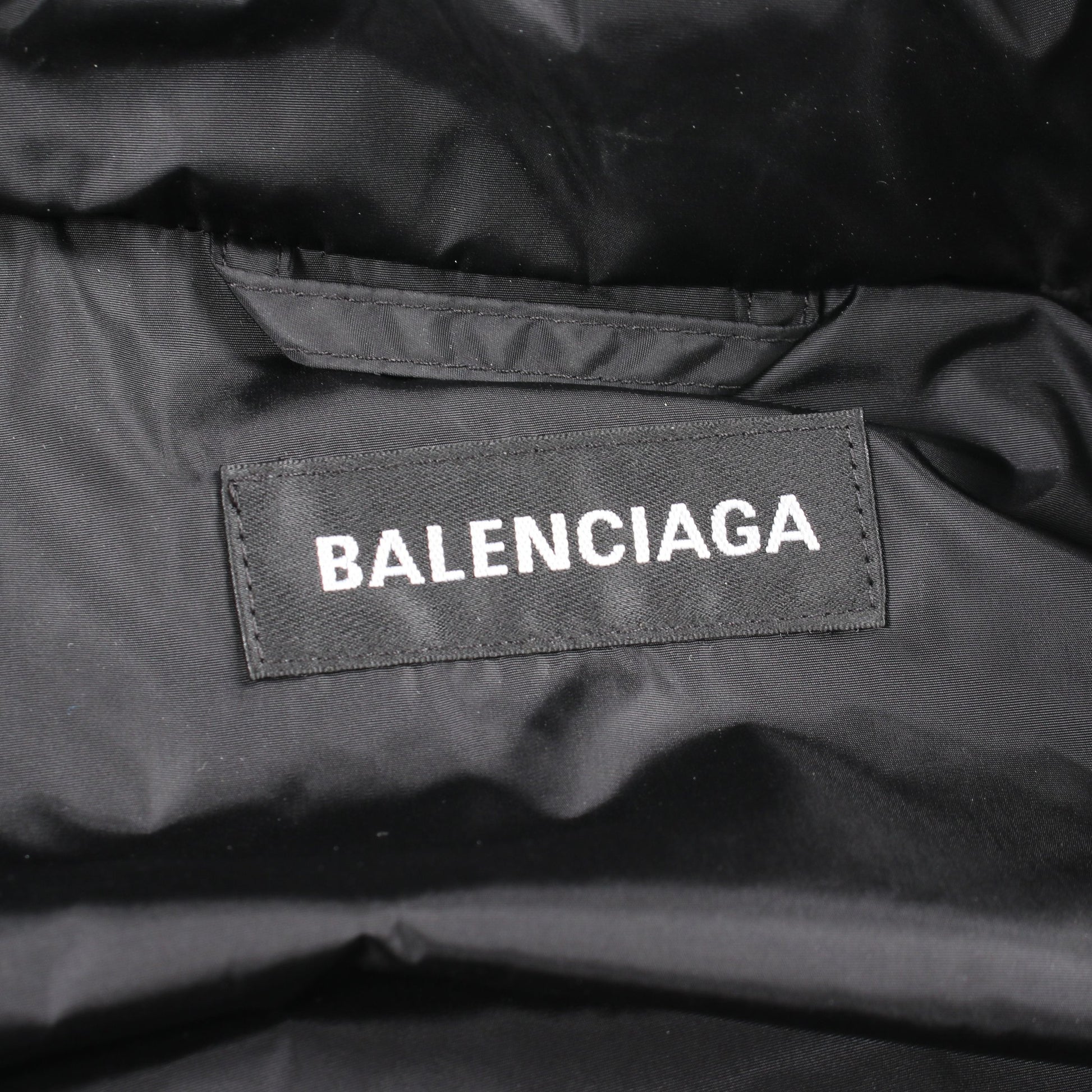 ロゴプリント フード付き ジャケット ナイロン ブラック バレンシアガ アウター BALENCIAGA