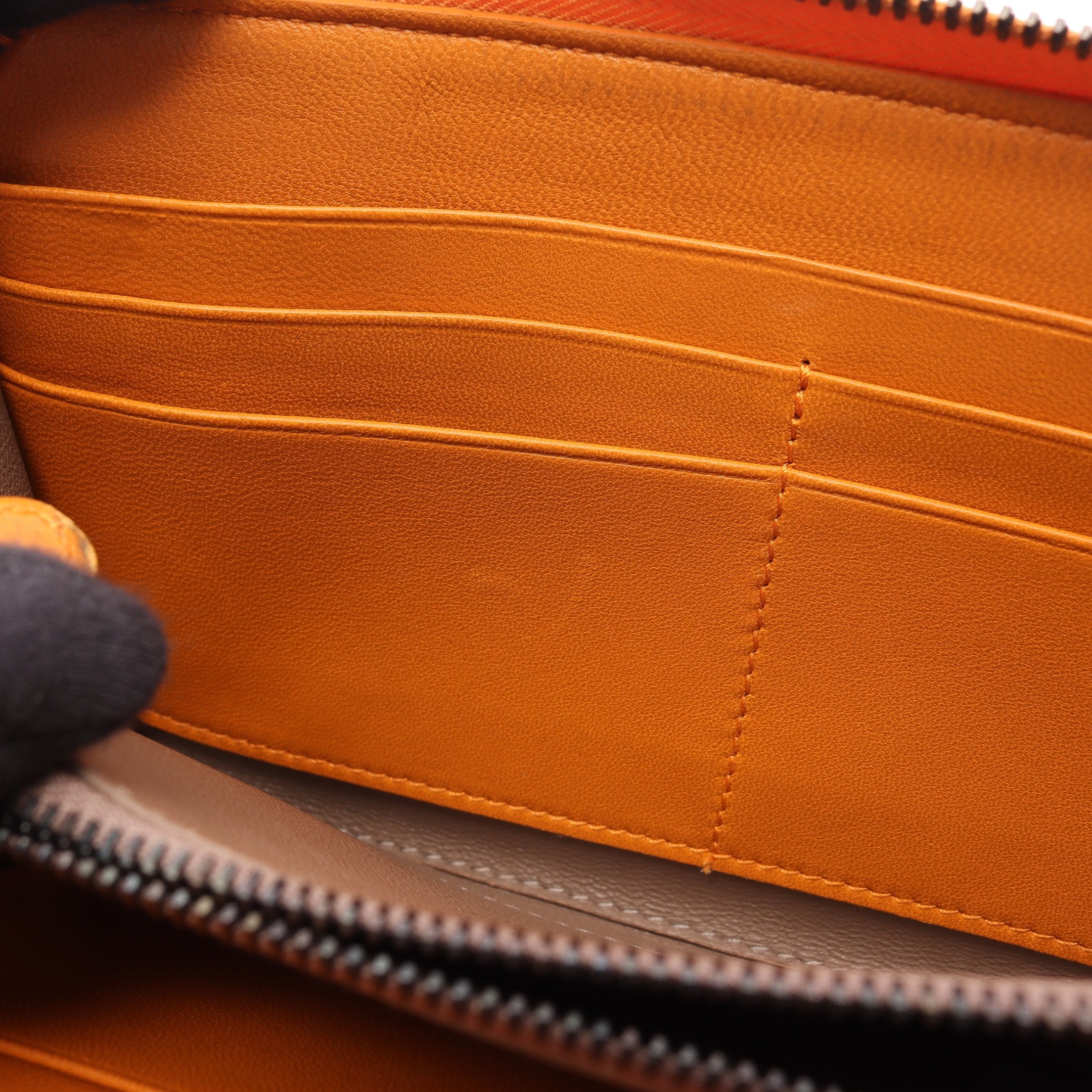 ボッテガヴェネタ BOTTEGA VENETA イントレチャート L字ファスナー 長財布 レザー オレンジ ボッテガヴェネタ BOTTEGA VENETA イントレチャート ラウンド長財布