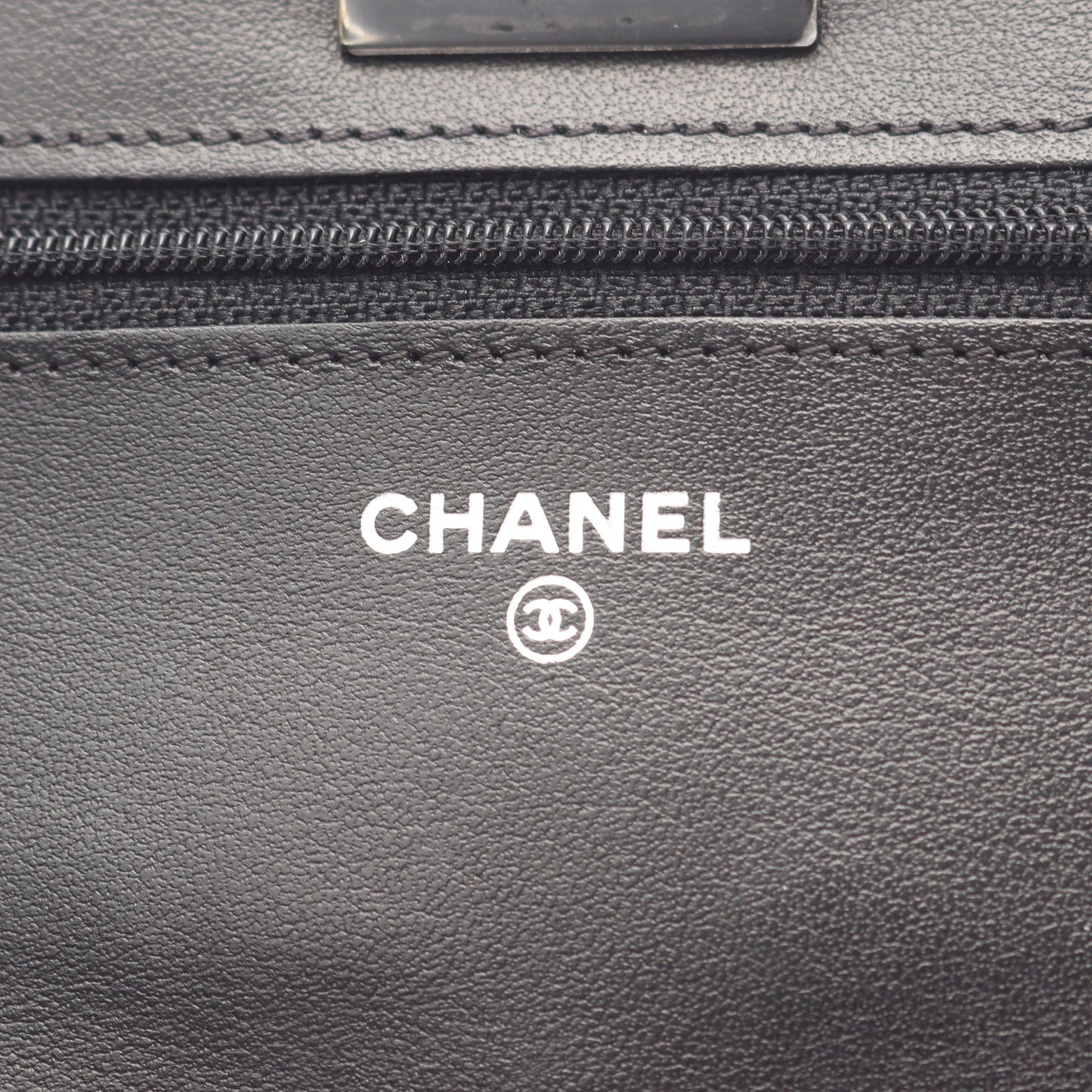2.55 マトラッセ チェーンウォレット エナメルレザー ブラック シルバー金具 シャネル バッグ CHANEL