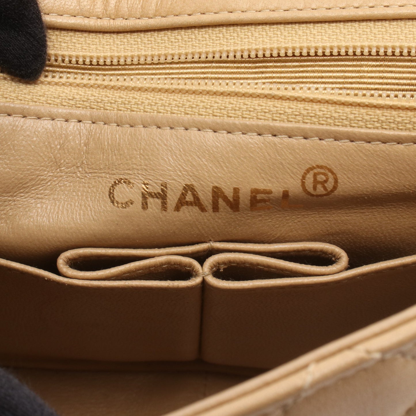 ミニマトラッセ20 チェーンショルダーバッグ ラムスキン ブラック ゴールド金具 シャネル バッグ CHANEL