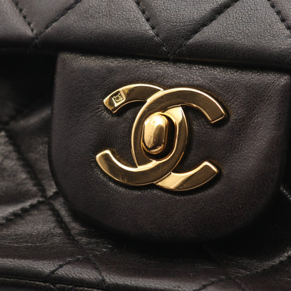 マトラッセ Wフラップ Wチェーンショルダーバッグ ラムスキン ブラック ゴールド金具 シャネル バッグ CHANEL