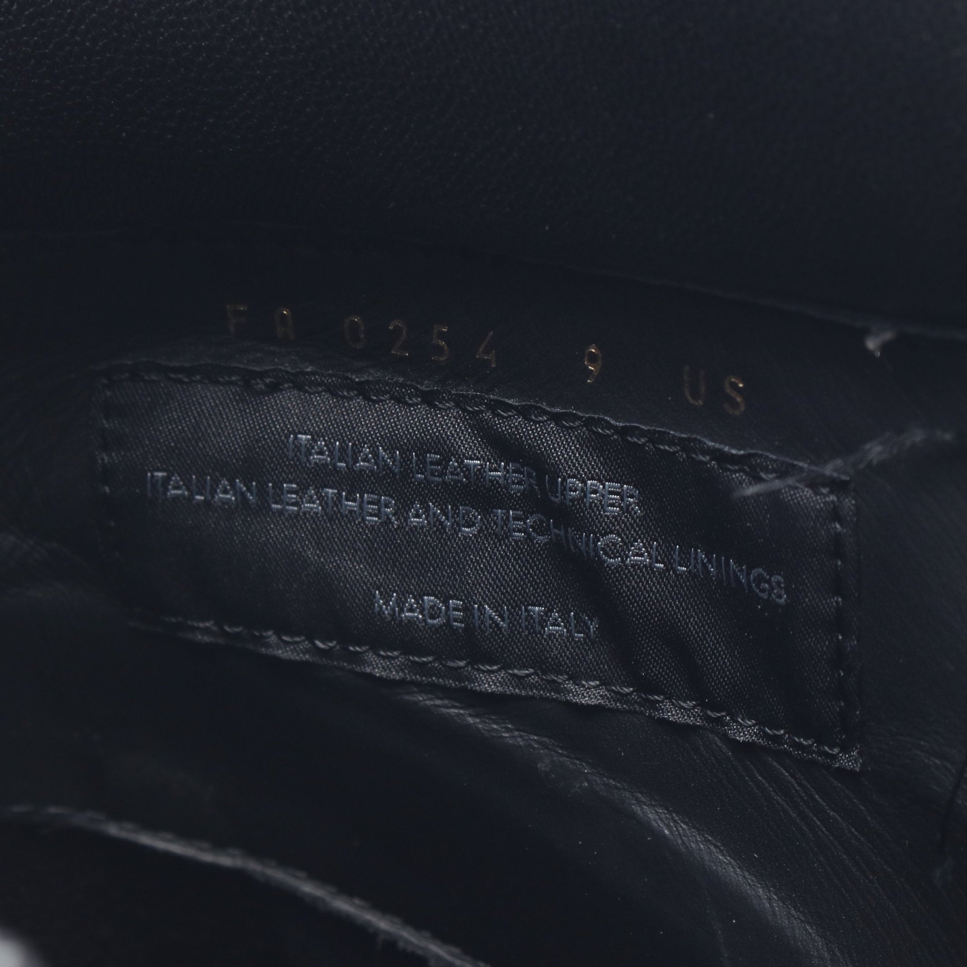 LOUIS VUITTON × Timberland モノグラム 6-IN アンクル ブーツ ヌバック レザー ブラック ルイヴィトン シューズ LOUIS VUITTON