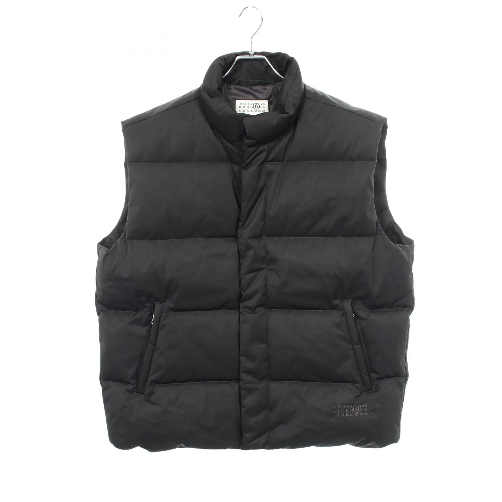 Baffle Quilt Gilet バッフル キルティング ダウンベスト ブラック エムエムシックスメゾンマルジェラ アウター MM6 MAISON MARGIELA