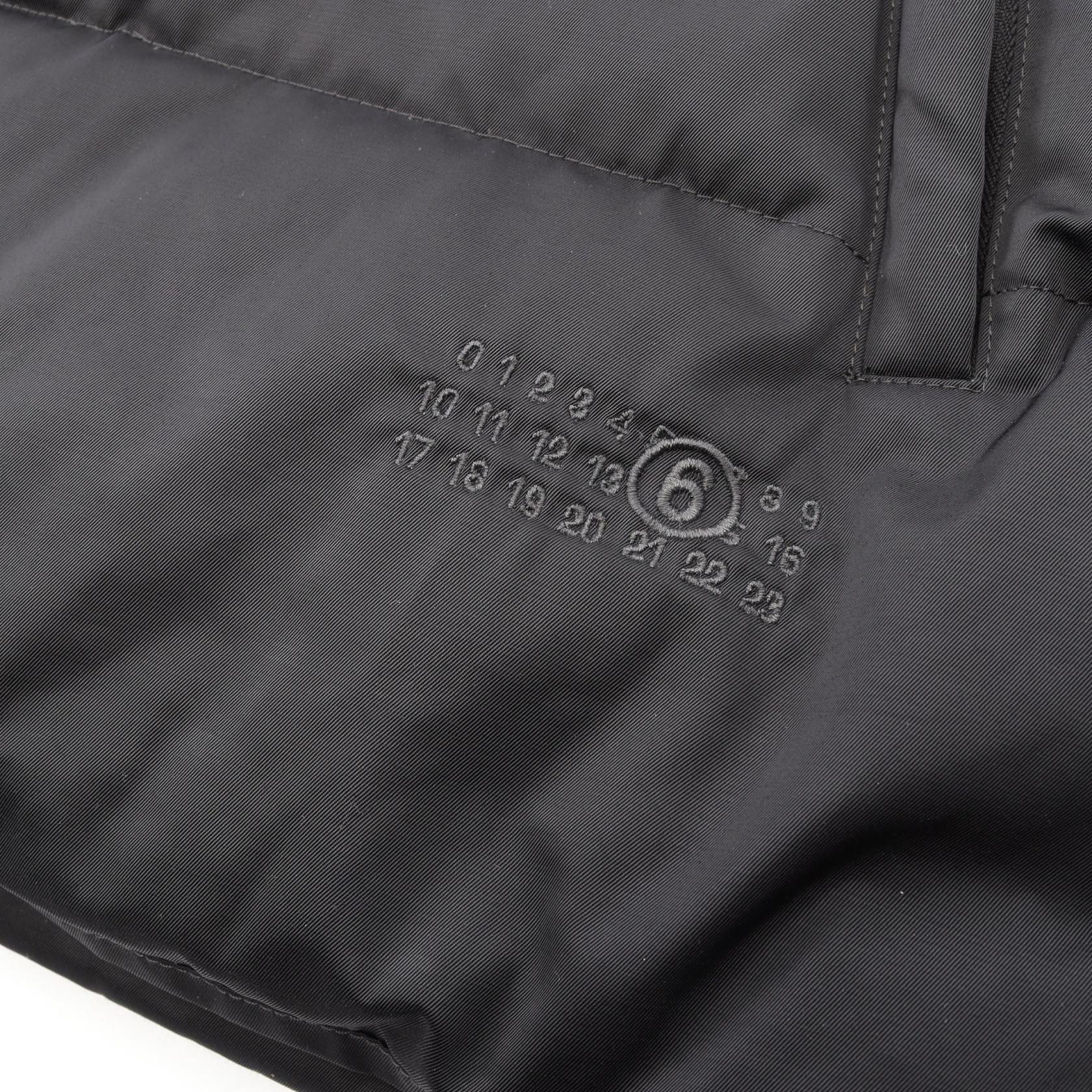 Baffle Quilt Gilet バッフル キルティング ダウンベスト ブラック エムエムシックスメゾンマルジェラ アウター MM6 MAISON MARGIELA